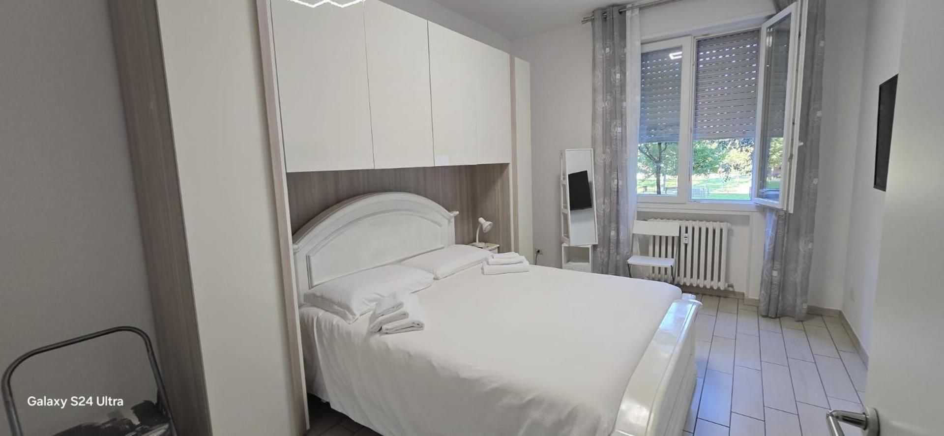 Large Double Room