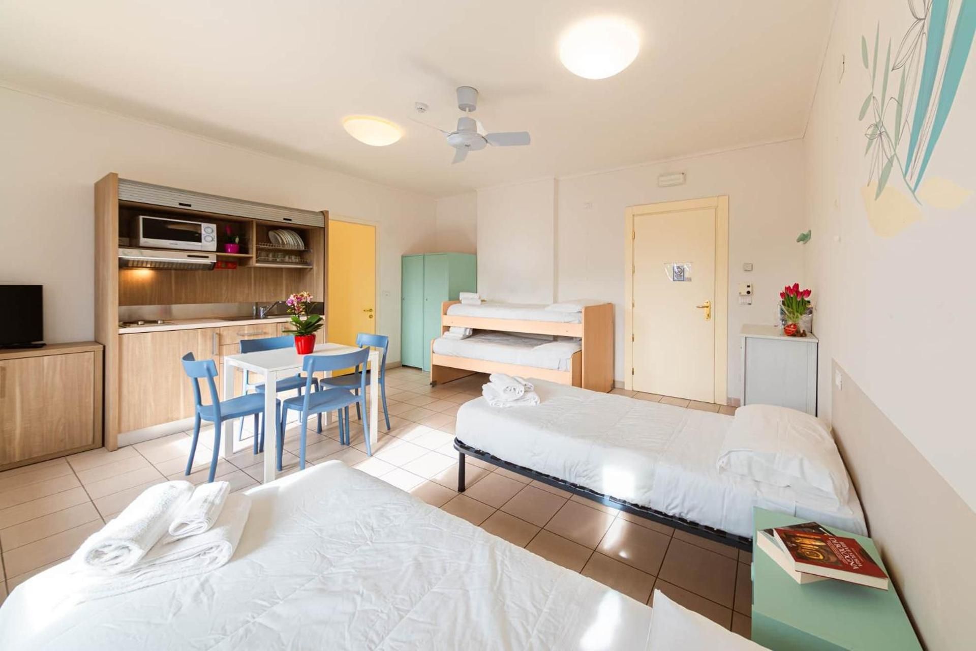 Quadruple Room with Private Bathroom