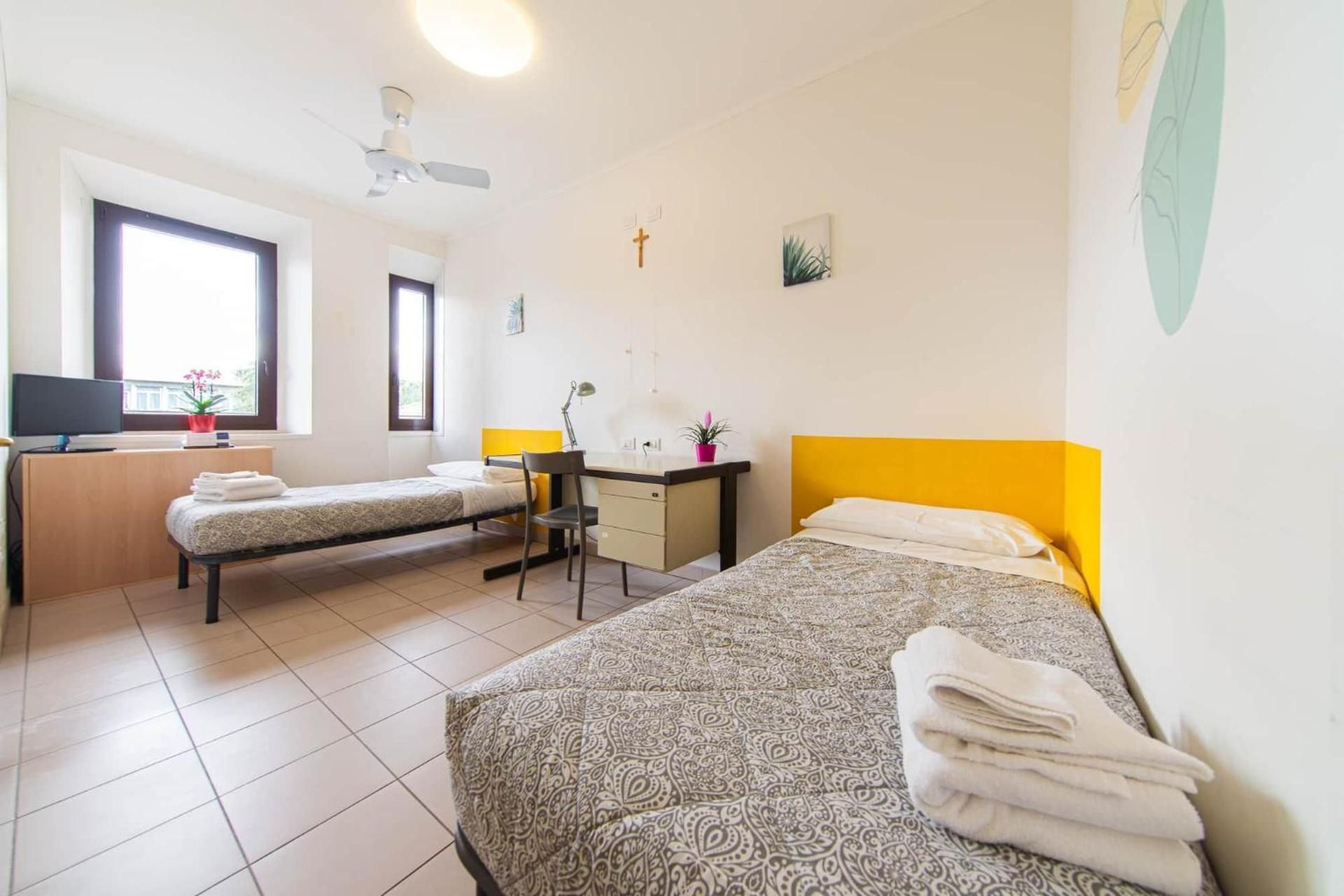 Twin Room with Private Bathroom