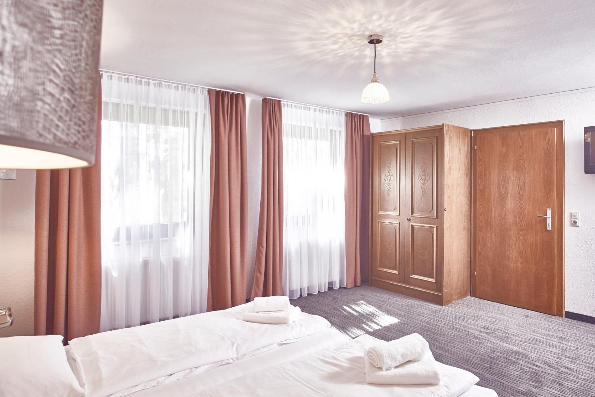 Large Double Room