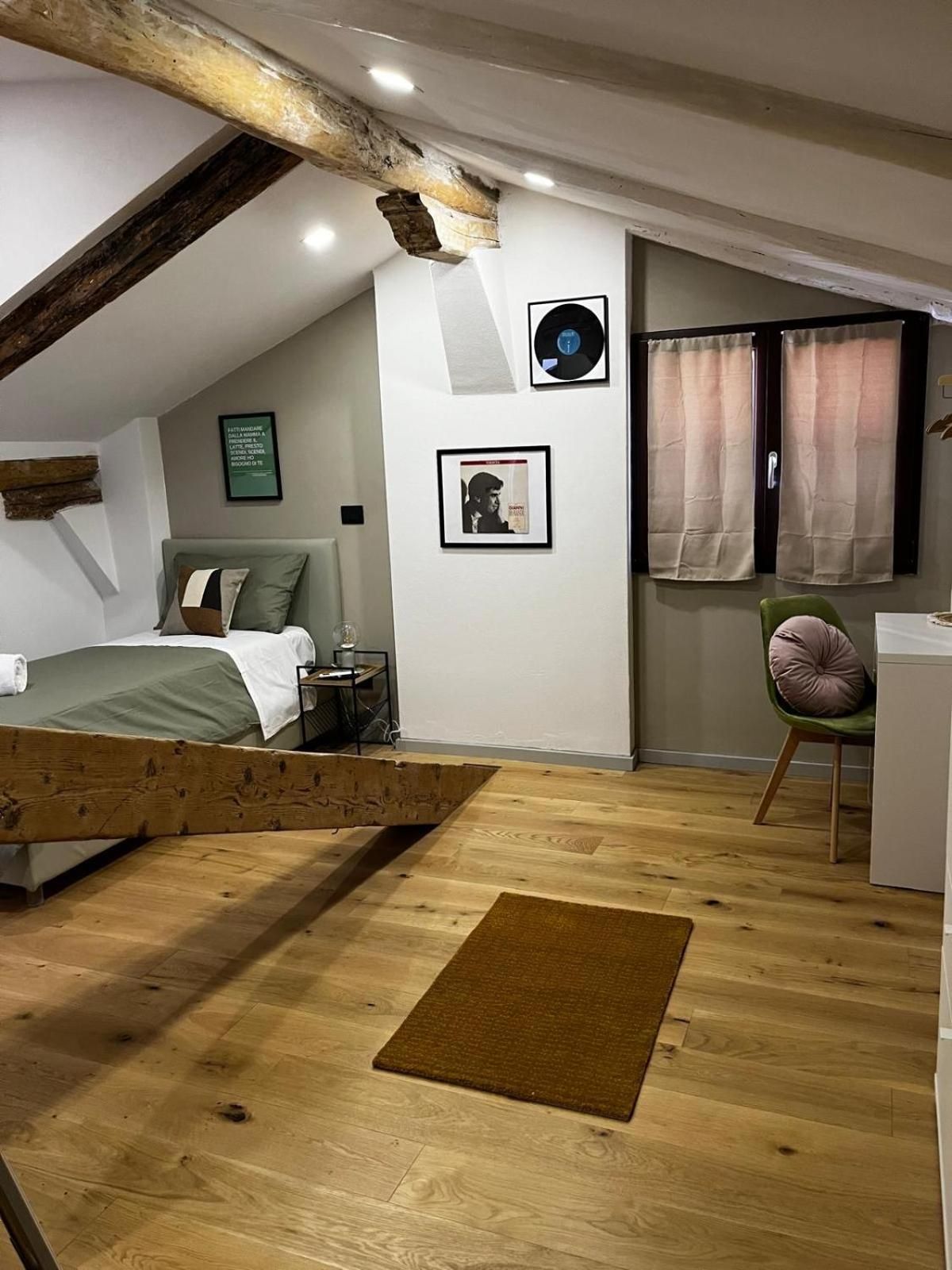 Single Room With Private Bathroom