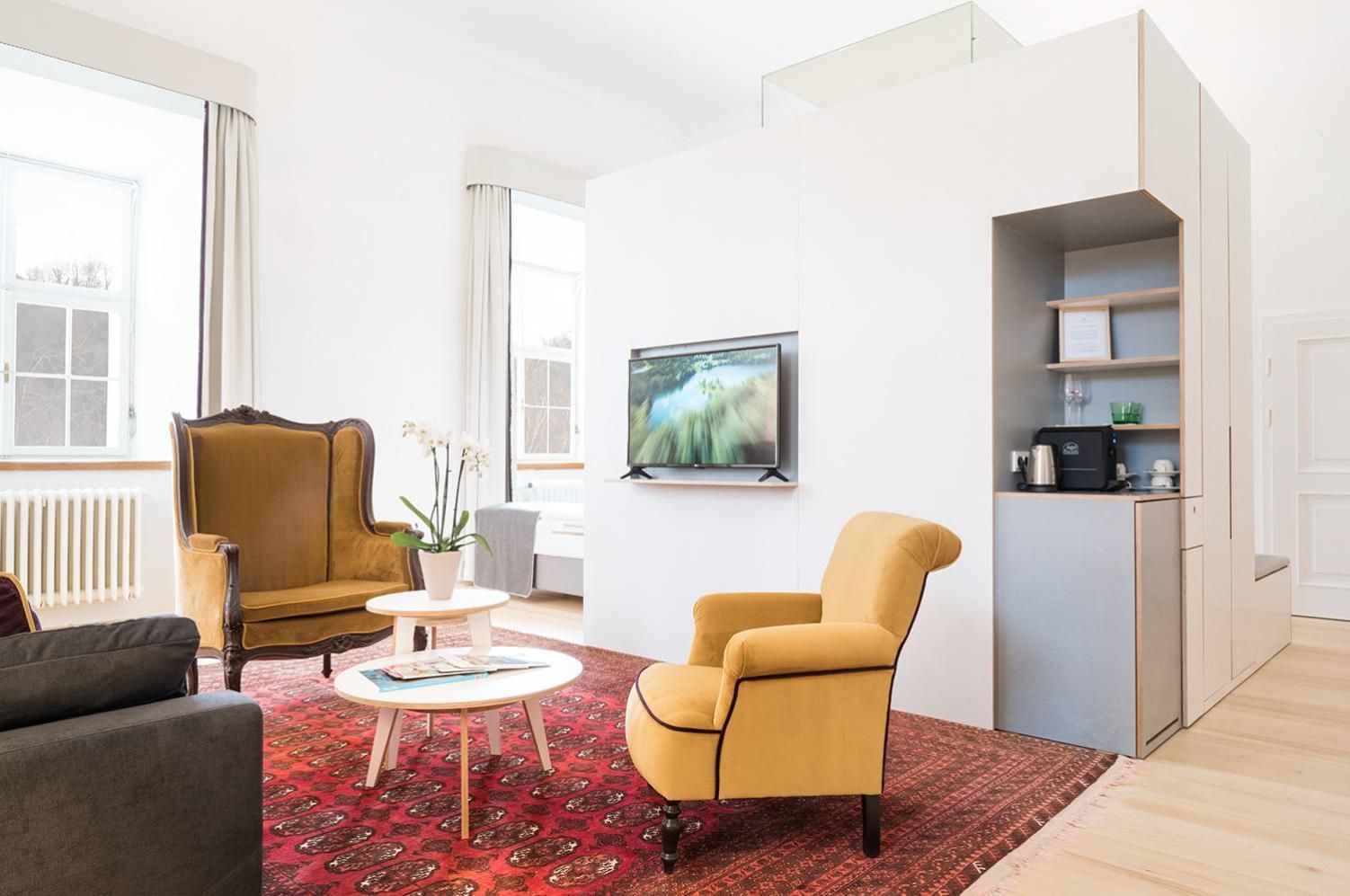 Standard Suite