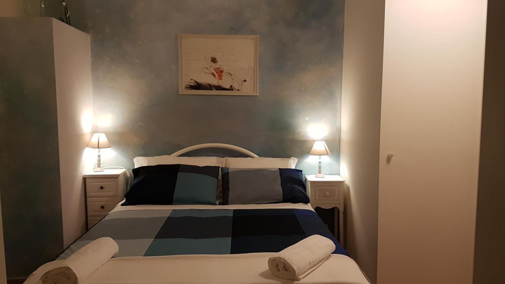 Triple Room with Internal Private Bathroom