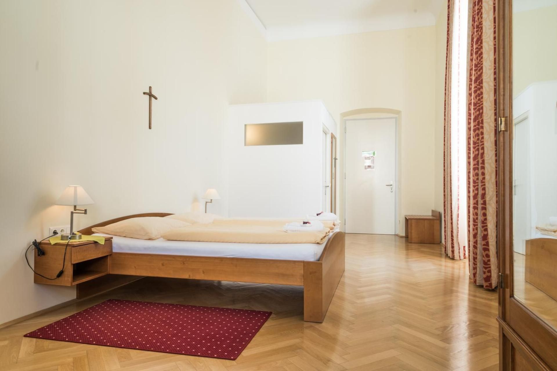 Classic Double Room