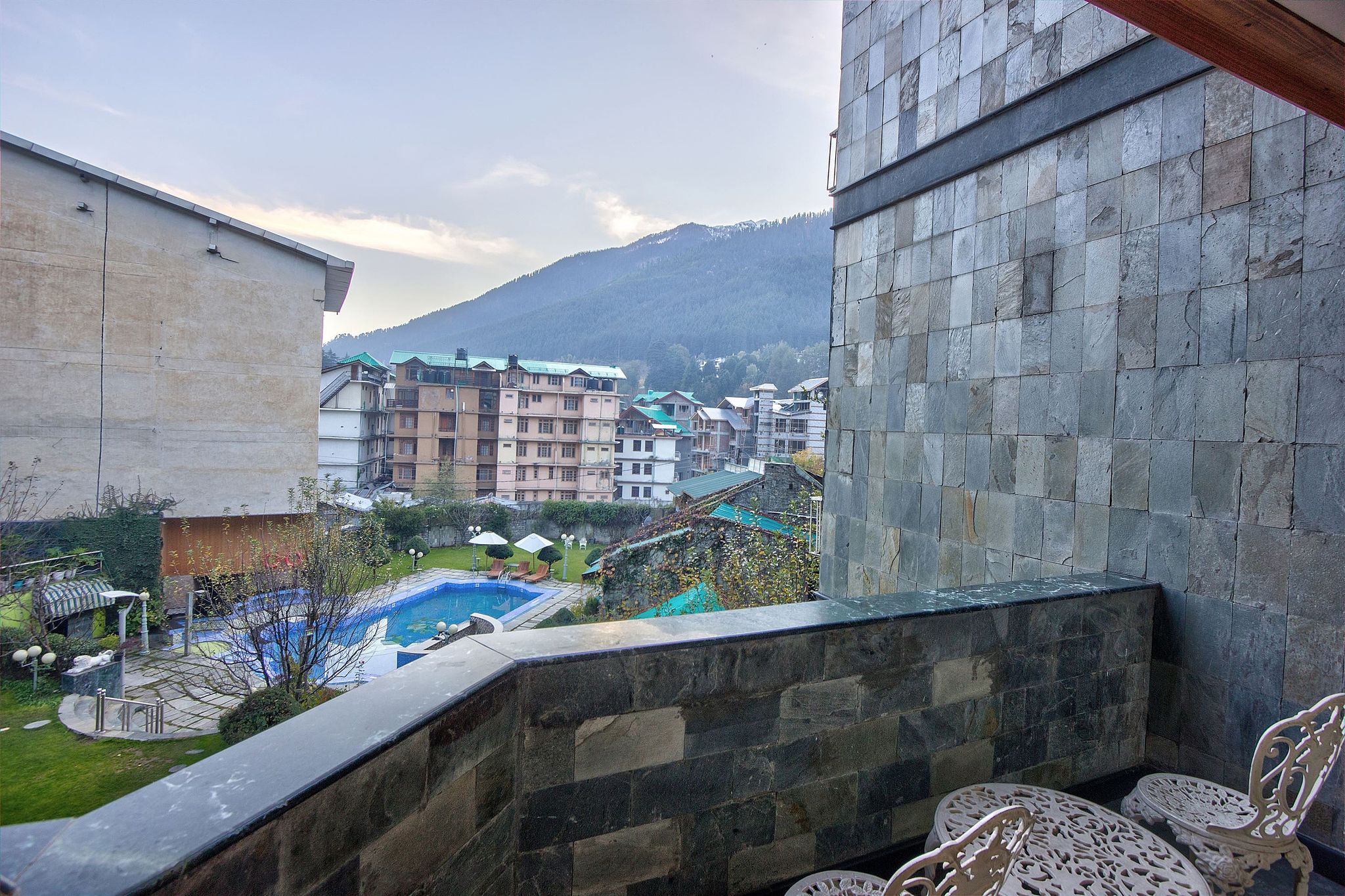 undefined Hotel Piccadily Manali 10