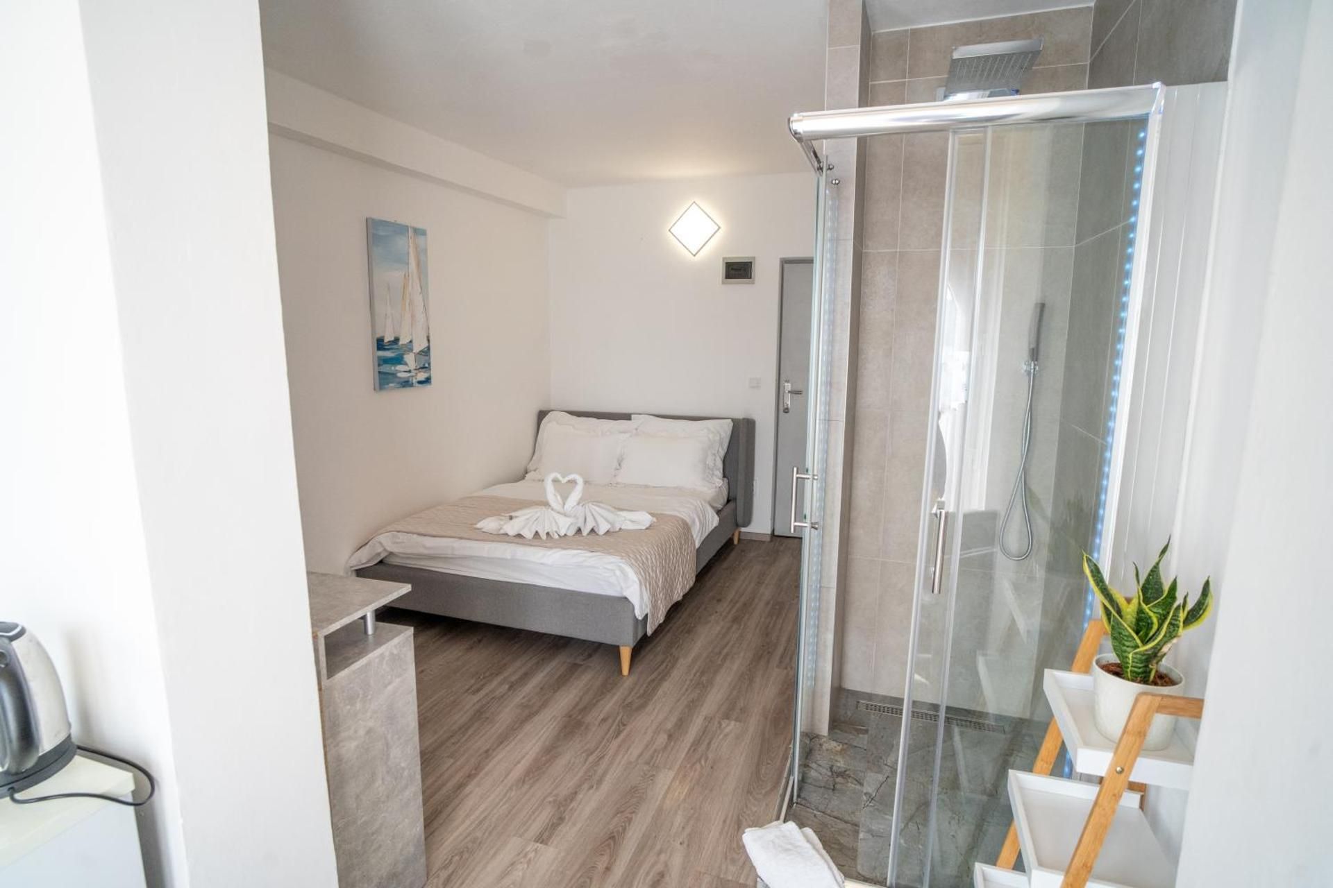 Economy Double Room