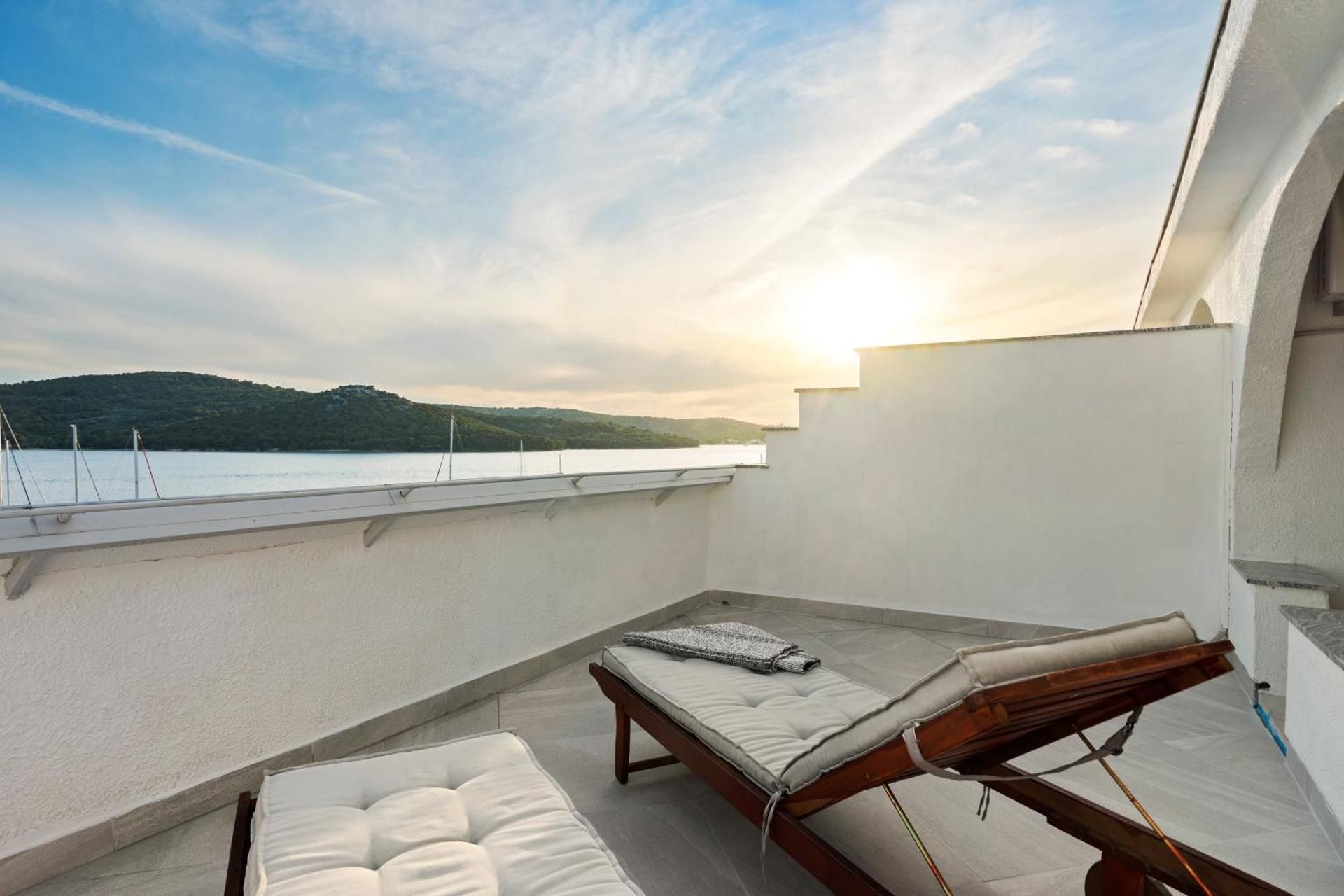 Deluxe Double Room with Sea View