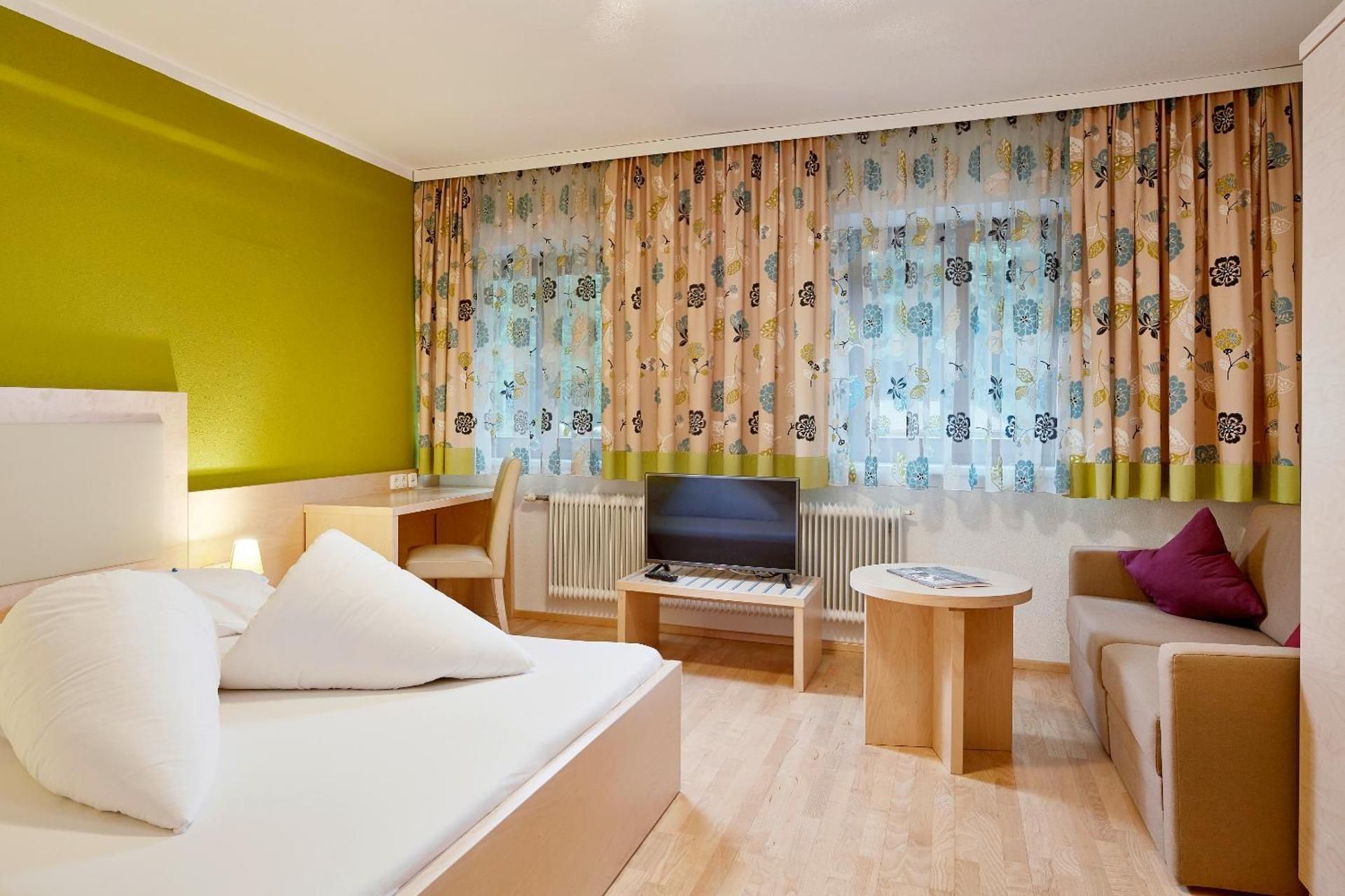 Deluxe Junior Suite