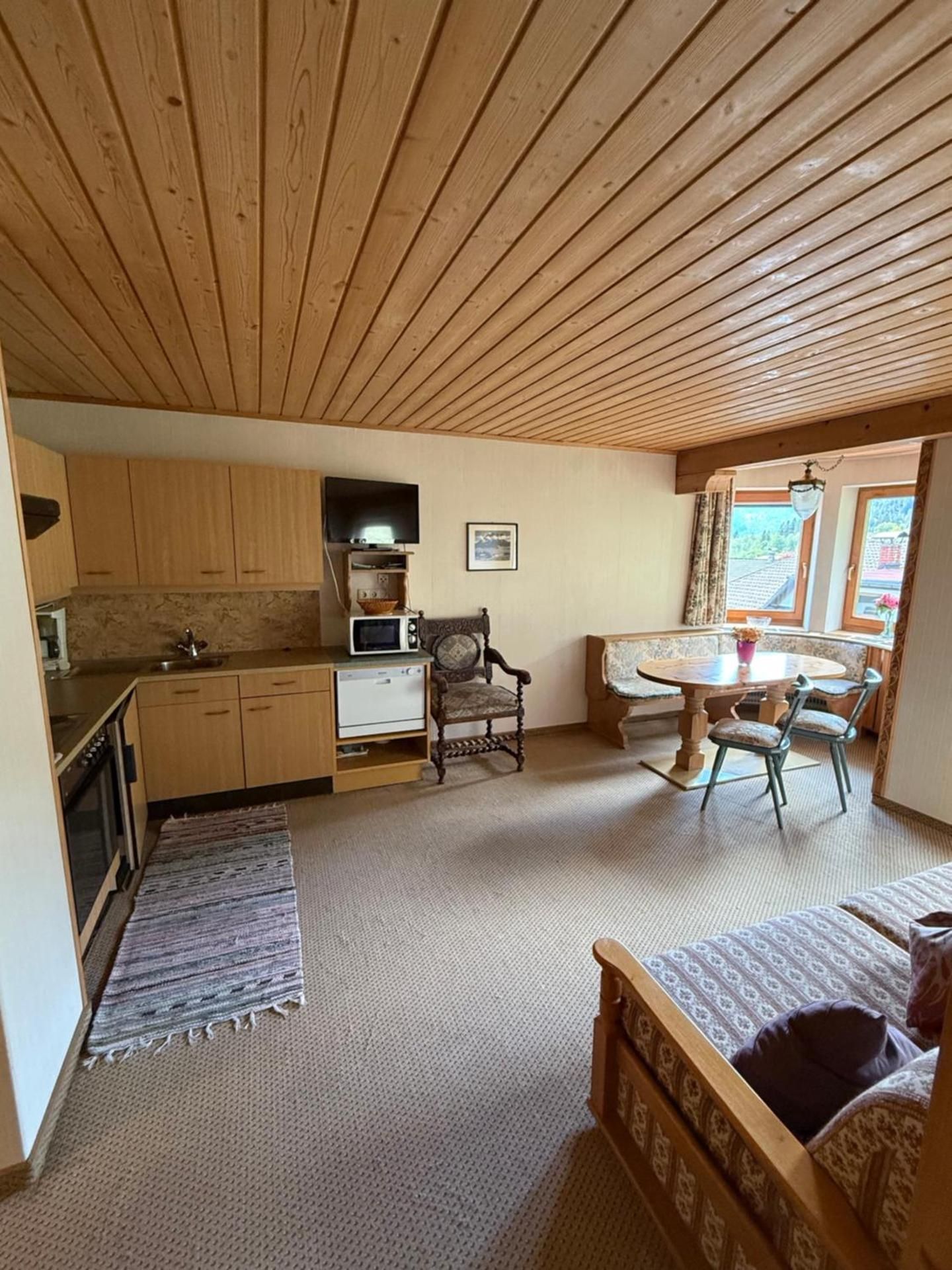One-Bedroom Apartment with Balcony