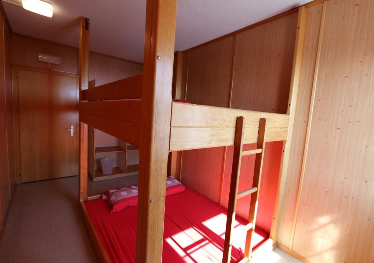 4-Bed Mixed Dormitory Room