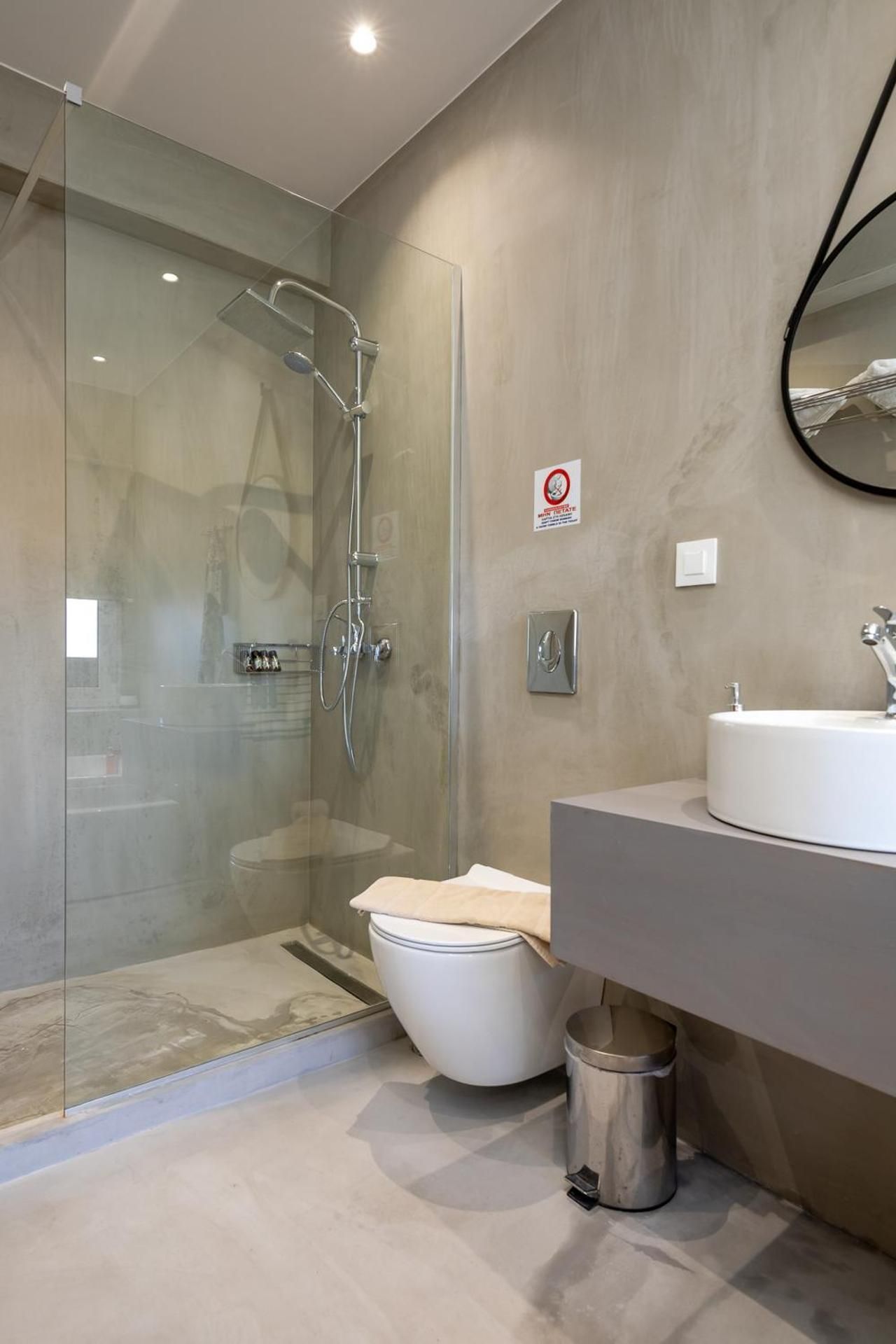 Suite with Spa Bath