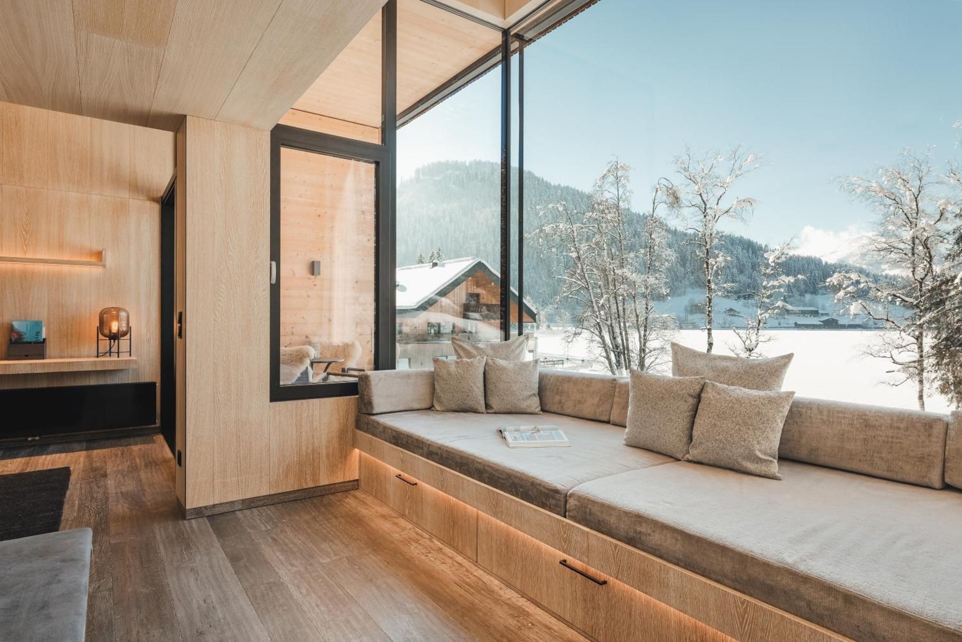 Penthouse Suite Deluxe