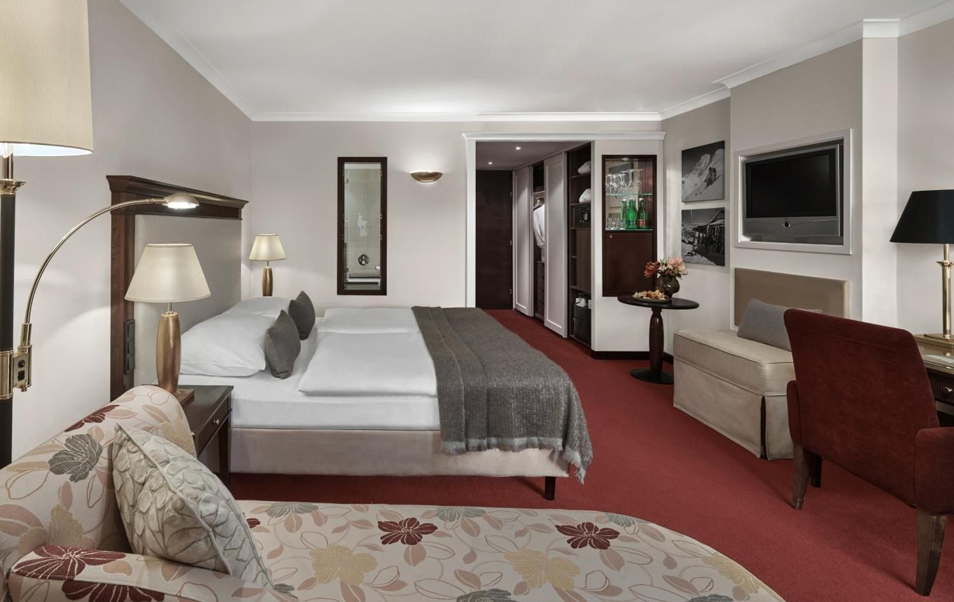 Classic Double Room