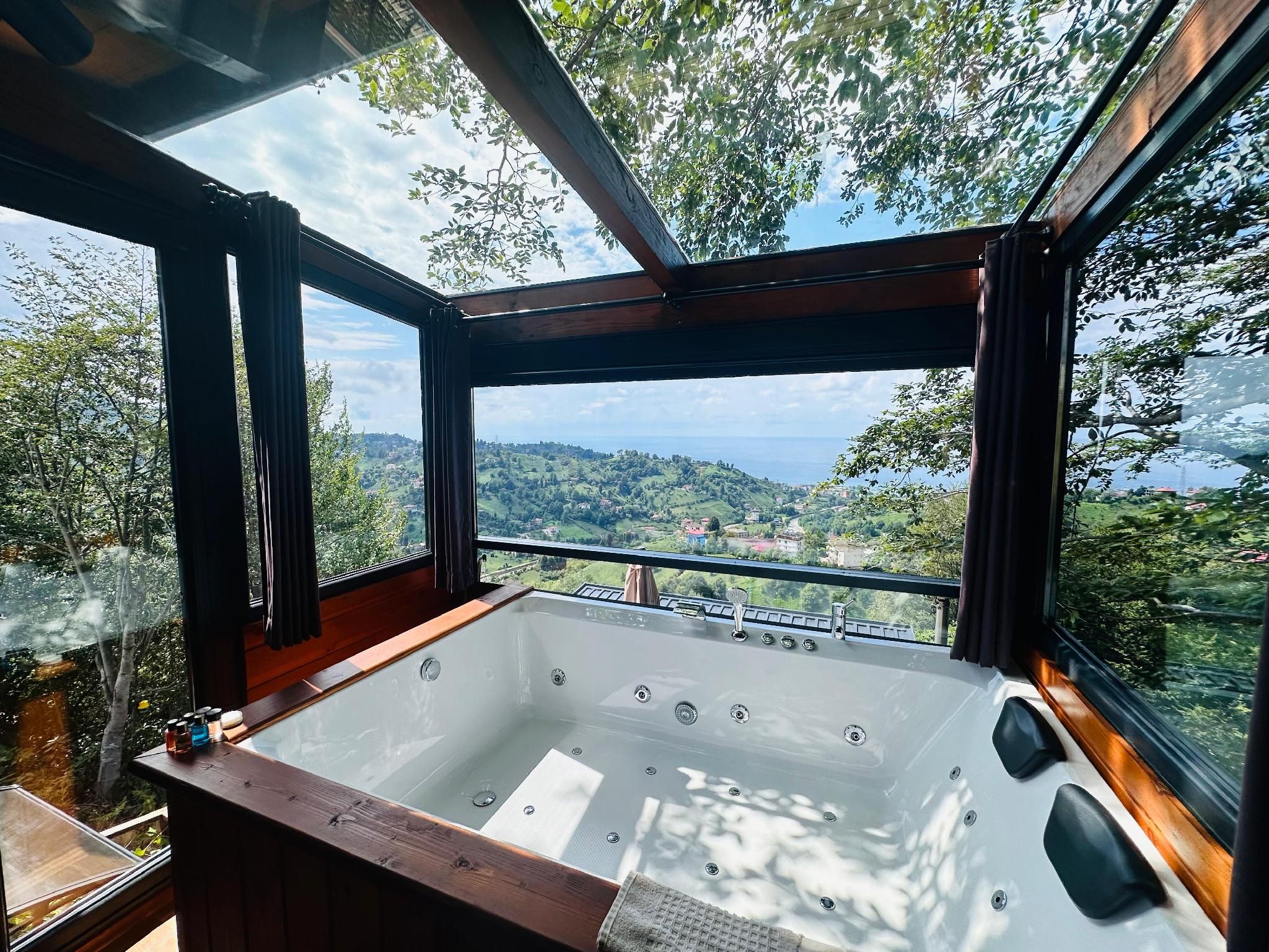 Jacuzzi Standard Room