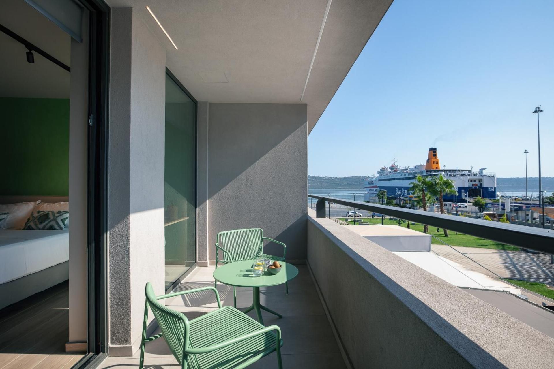 Standard Triple Room with Sea View