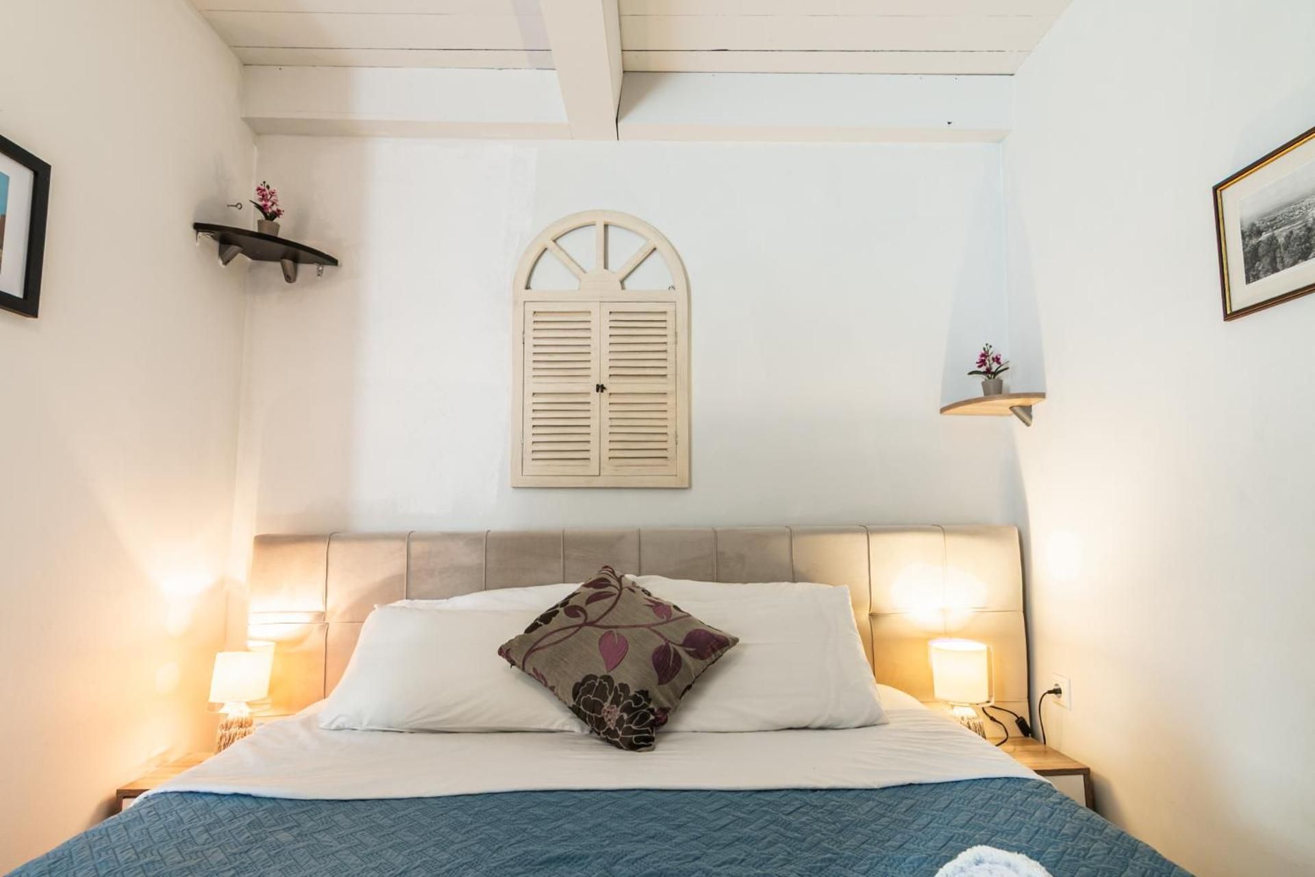 Triple Room with City View