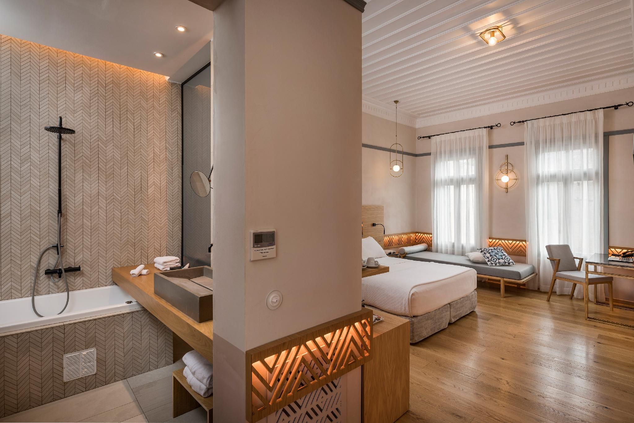 Junior Suite with Hot Tub