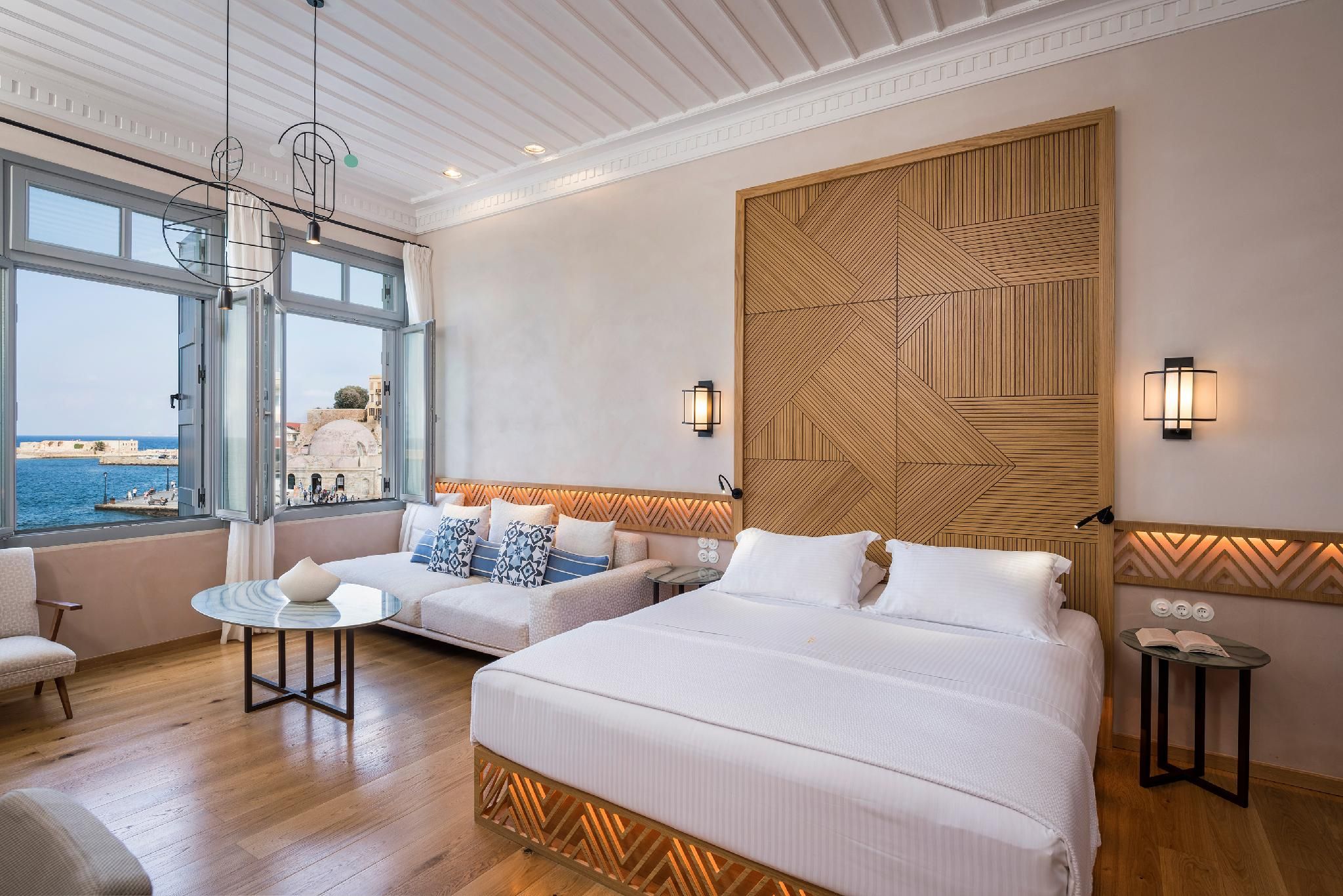 Premium Sea View Suite