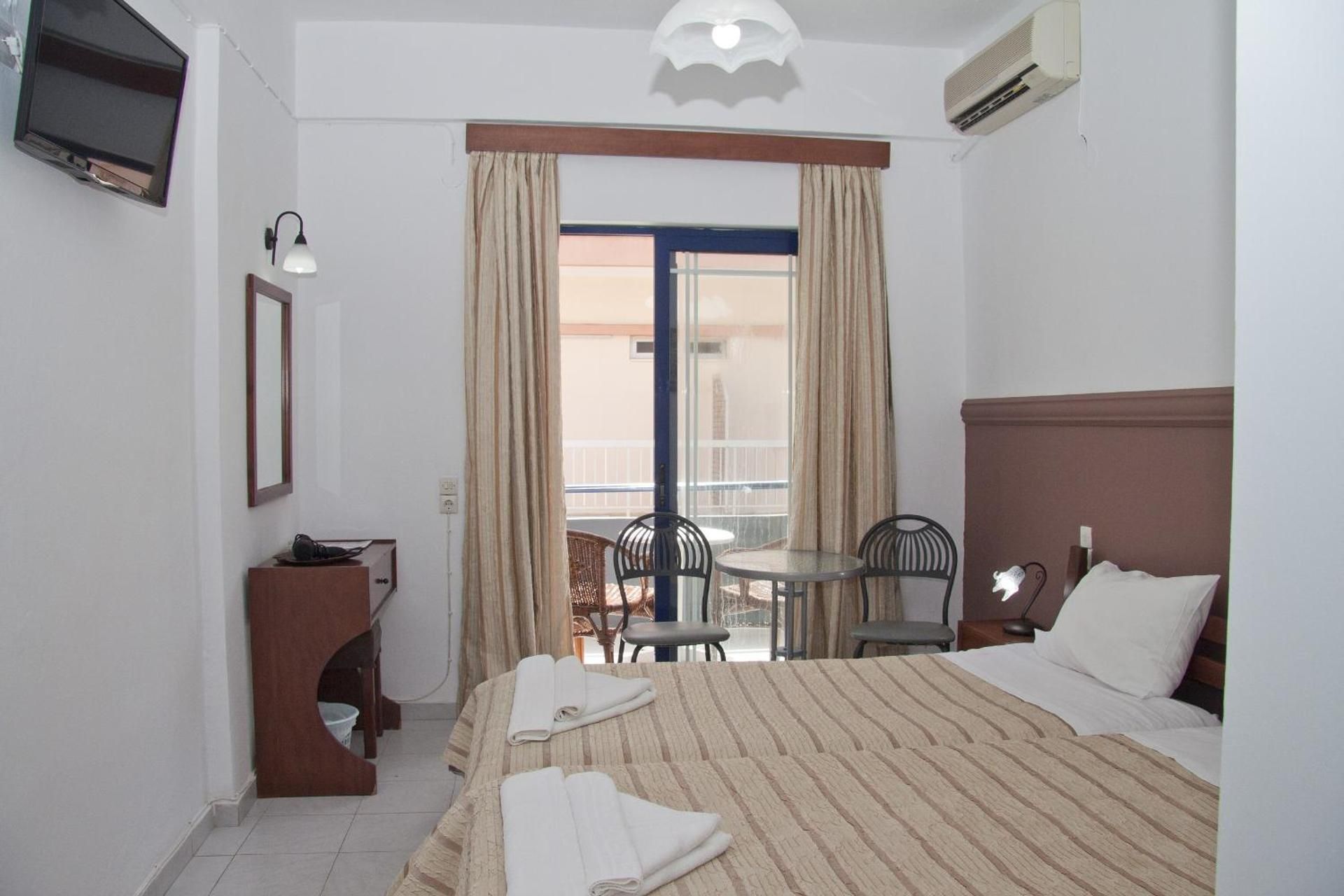 Twin Room with City View