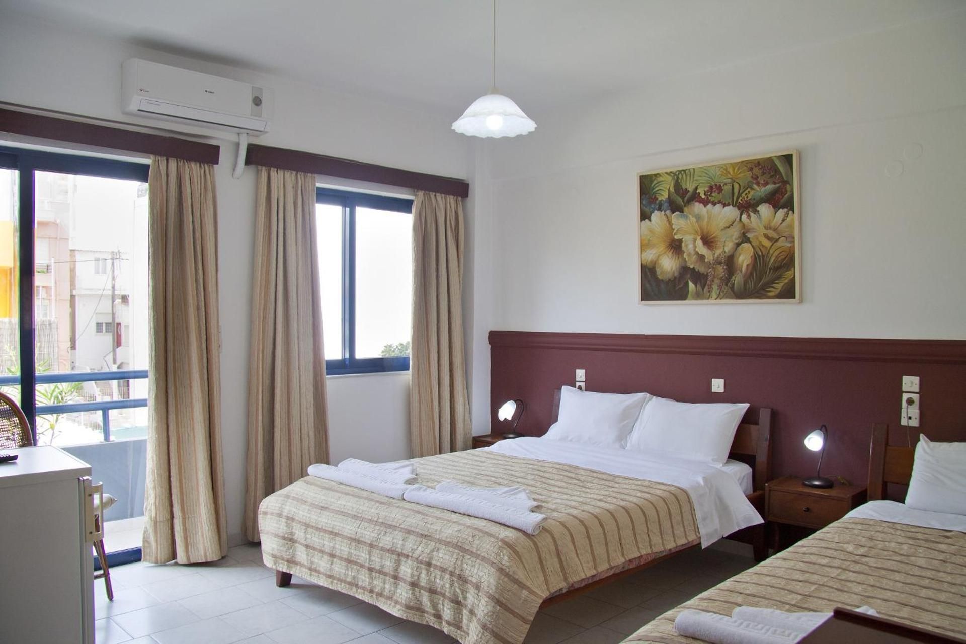 Triple Room with City View