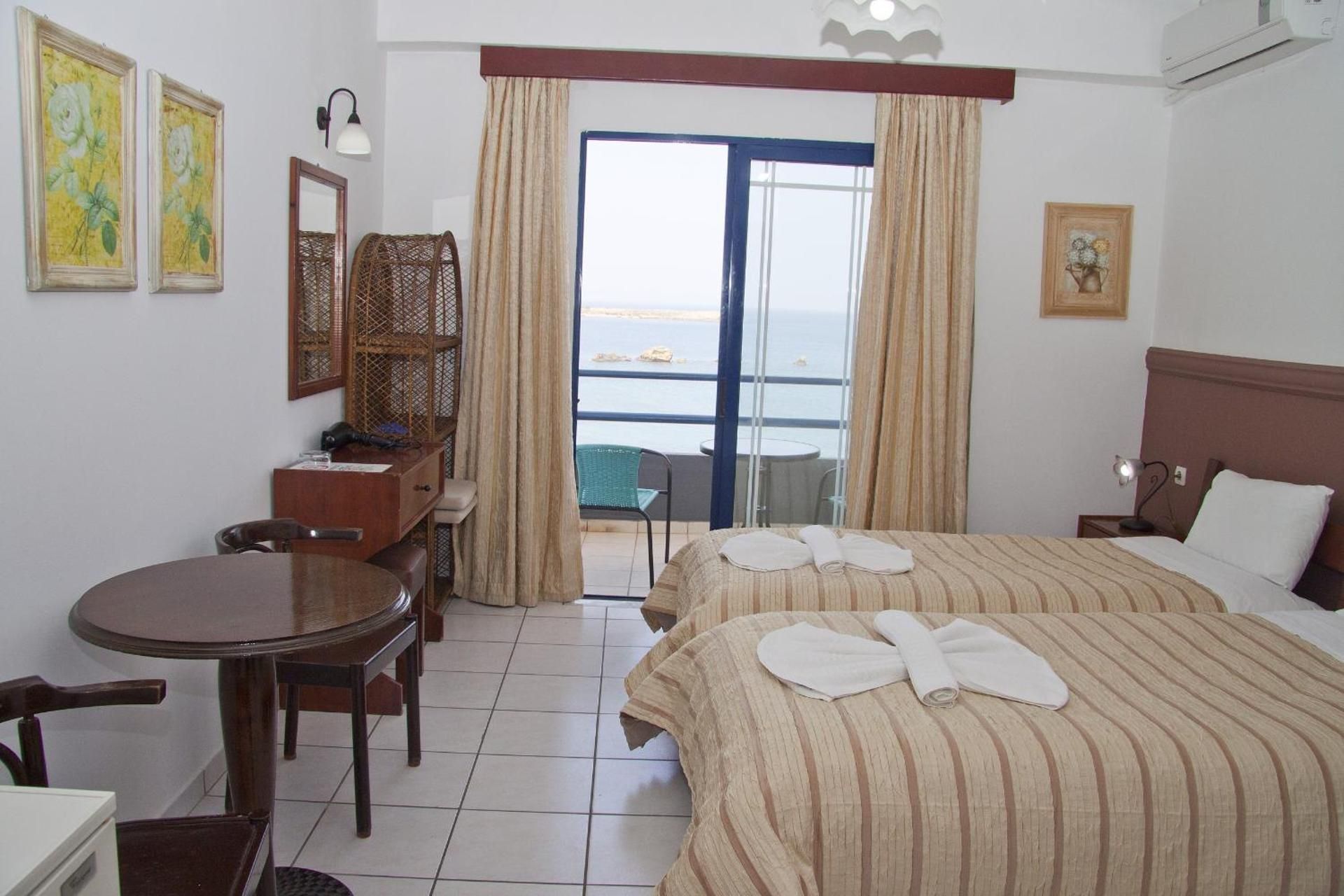 Twin Room with Sea View