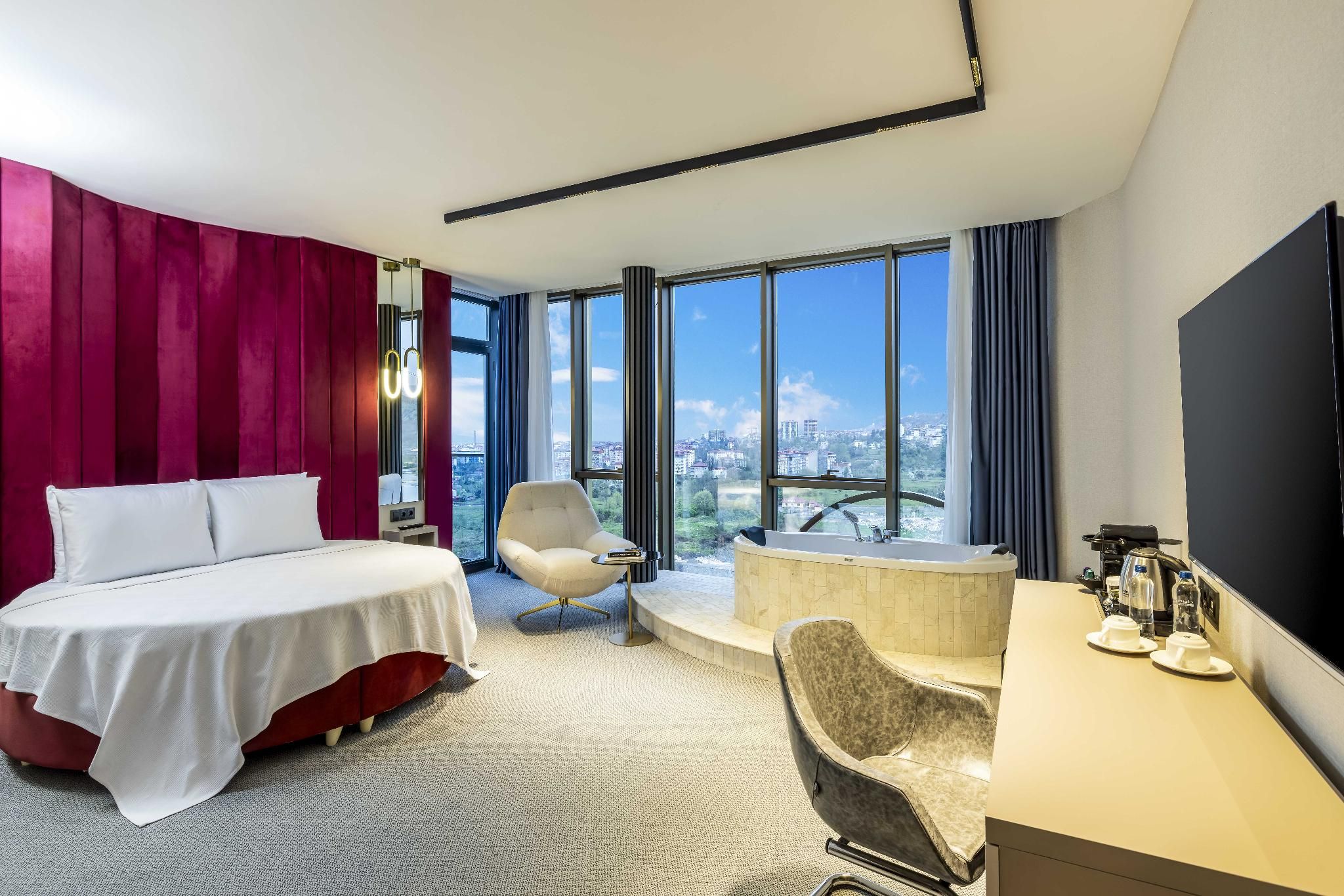 Deluxe Sea View - King