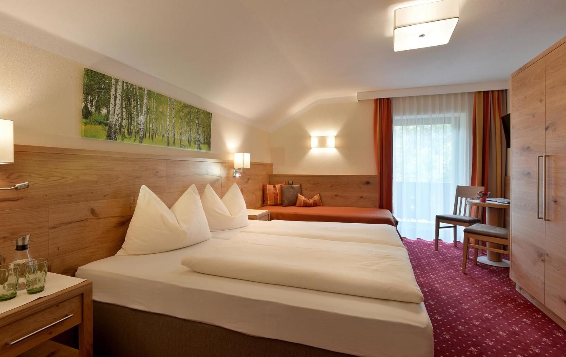 Triple Room with Mountain View