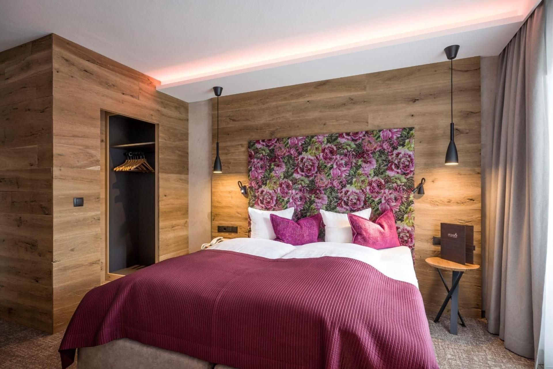 Junior Suite with Balcony