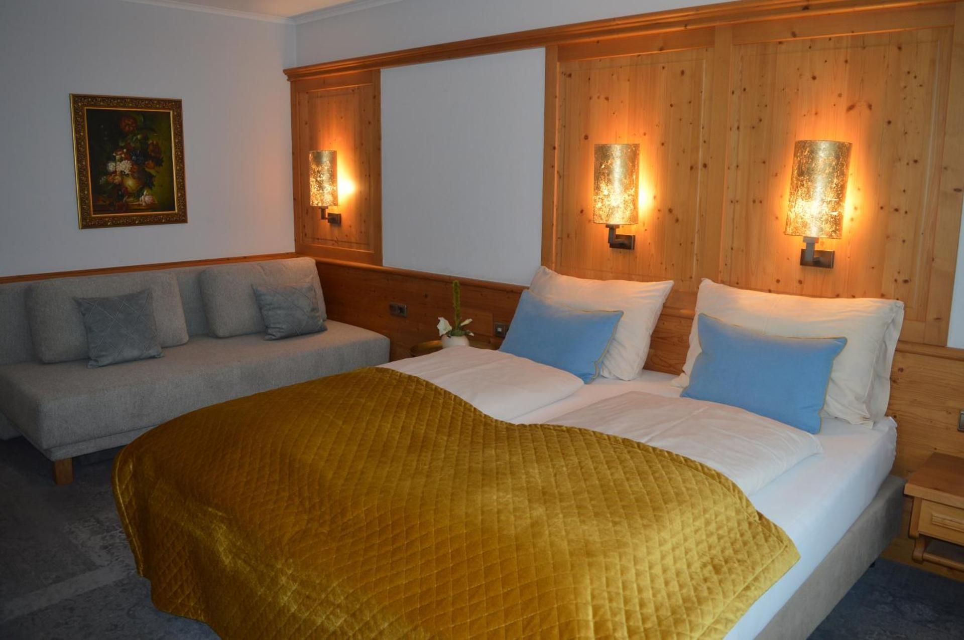 Triple Room with Balcony