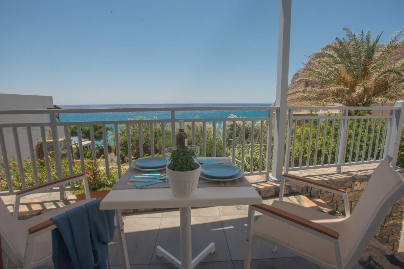 Front Studio with Sea View