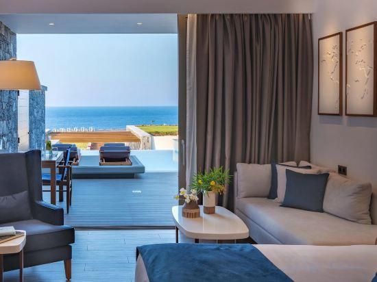 Supreme Suite Sea View in two levels with Private Pool