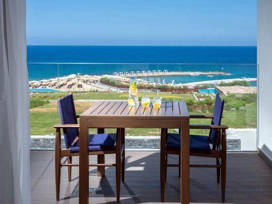 Supreme Suite Sea View in two levels with Private Pool