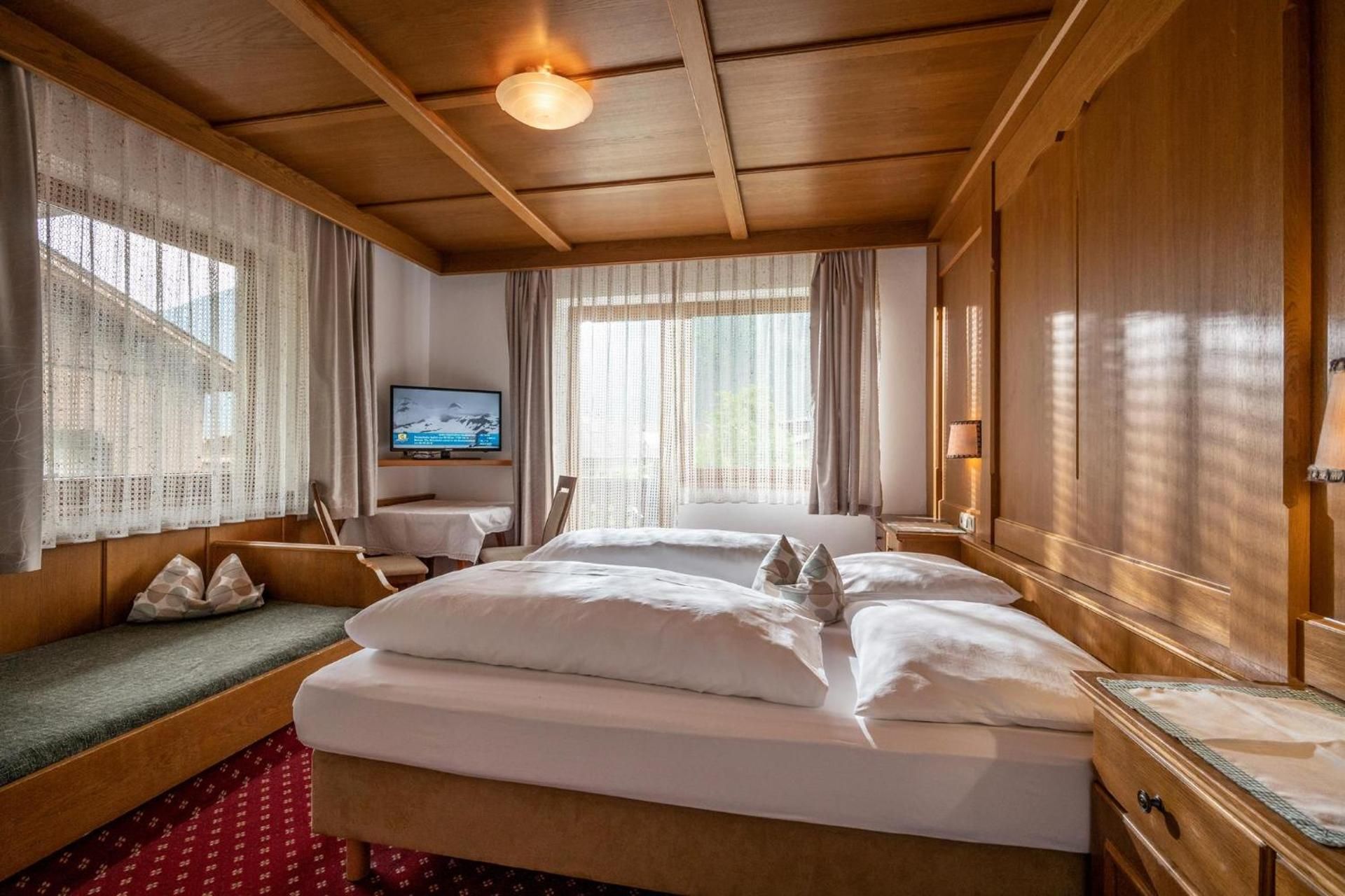 Triple Room with Balcony