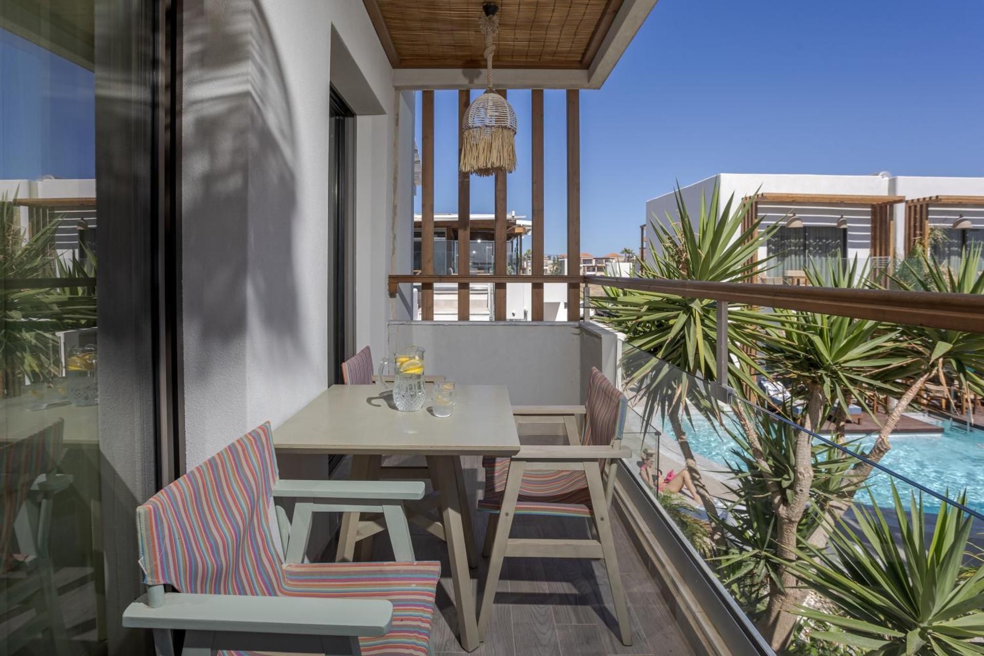 Quadruple Apartment