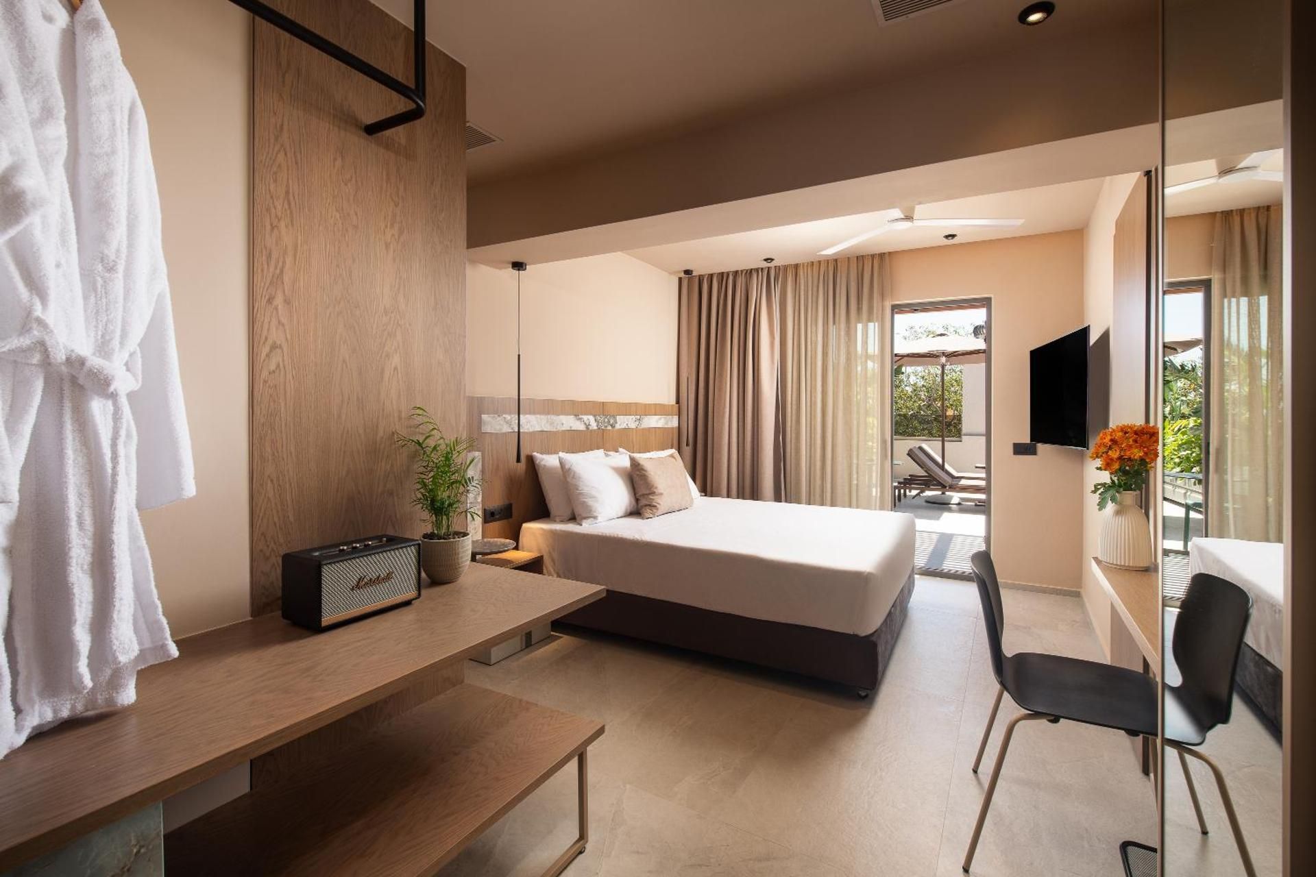 Penthouse Room with Outdoor Jacuzzi & Sea View