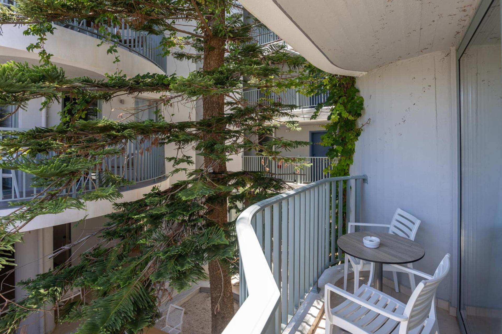 Standard Double or Twin Room with inner courtyard view