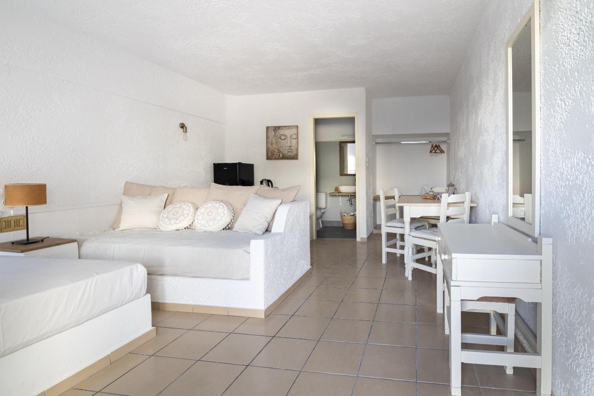 Comfort Triple Room
