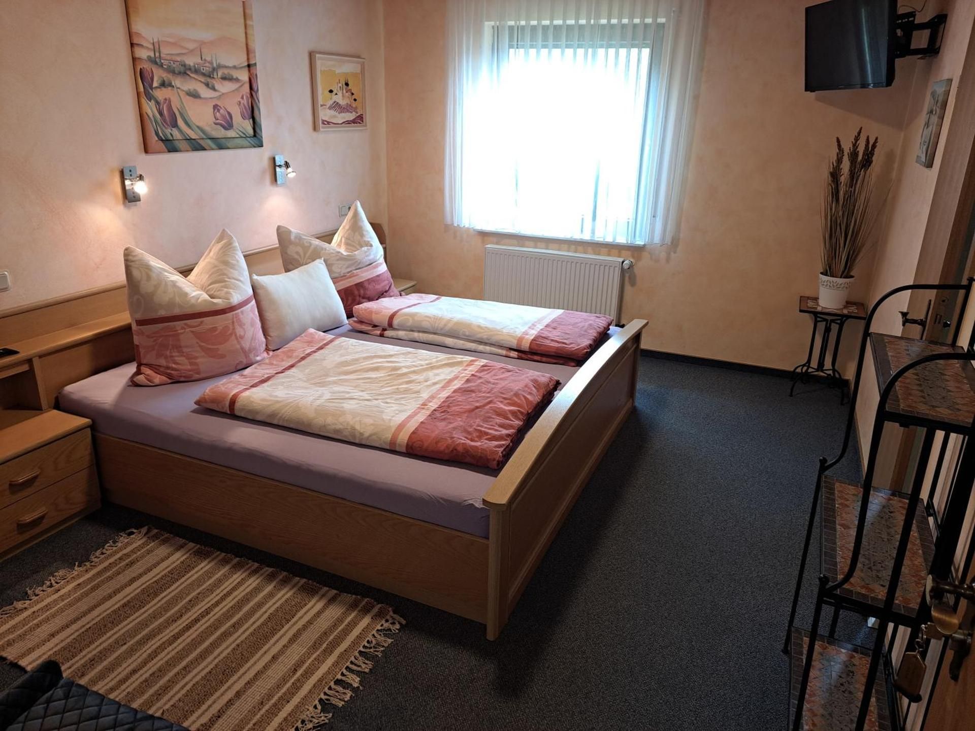 Large Double Room