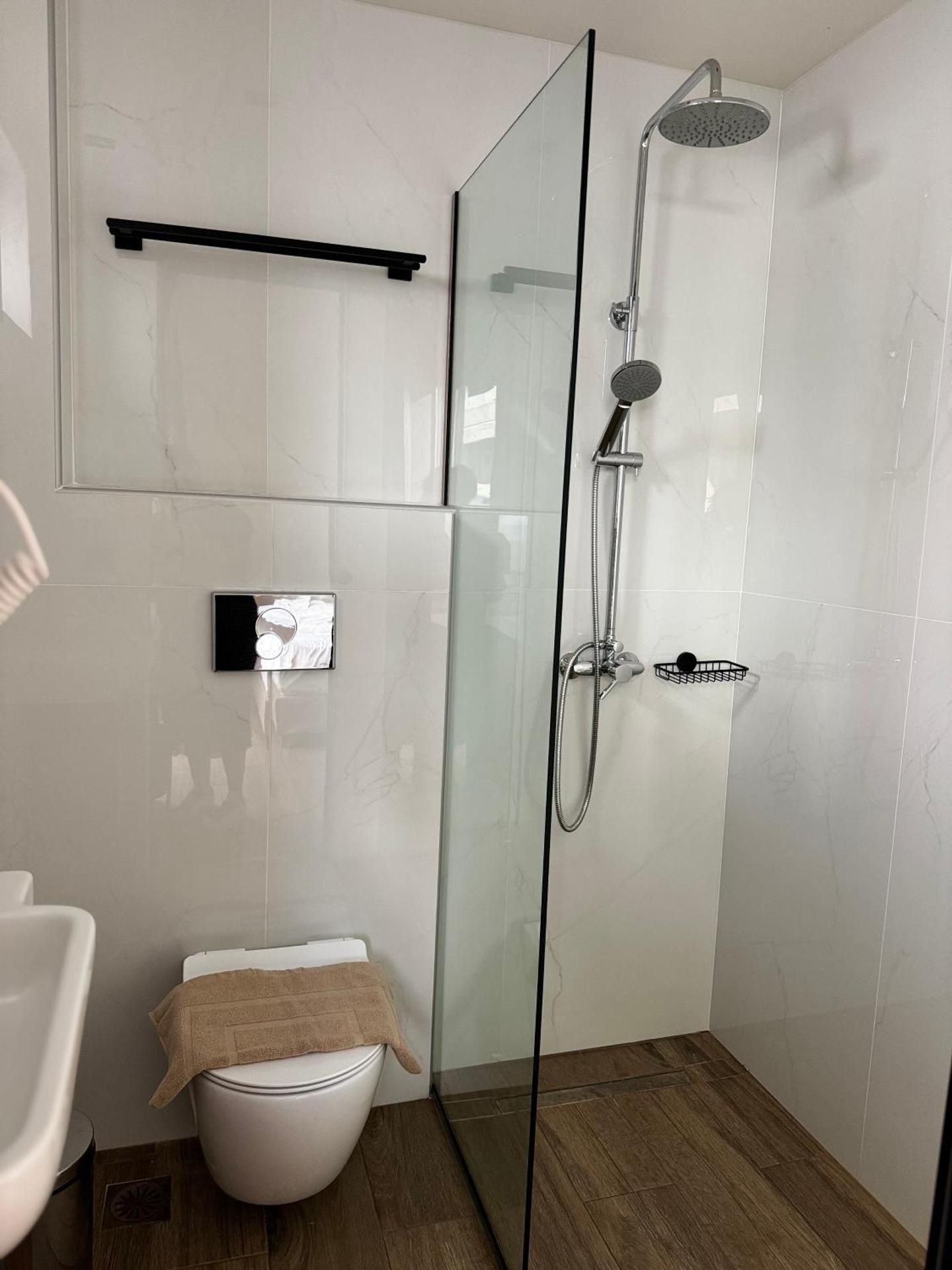 Triple Room Ground Floor( with Balcony,no view)