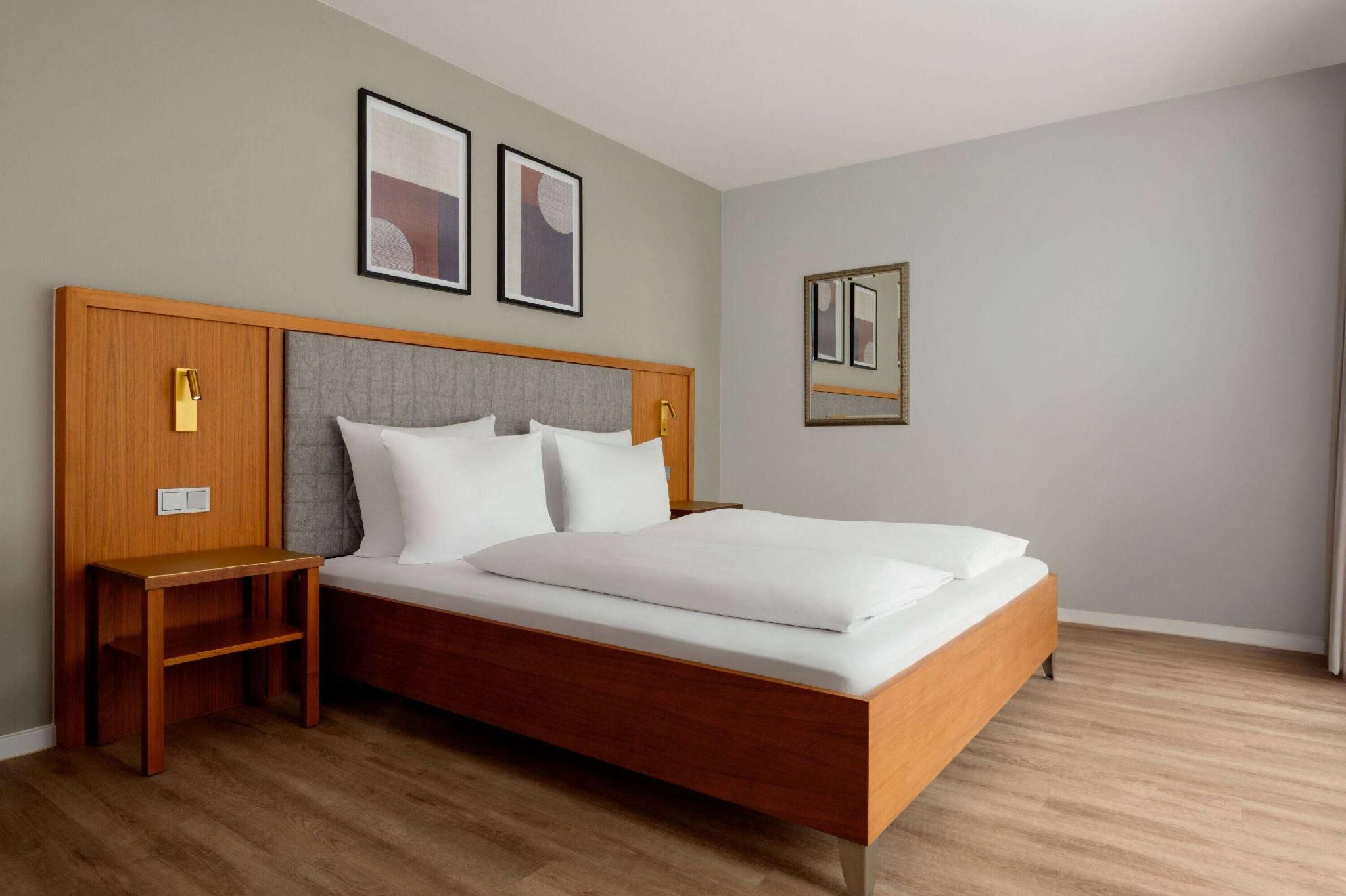 1 King Bed, 1 Twin Bed, Suite, Non-Smoking
