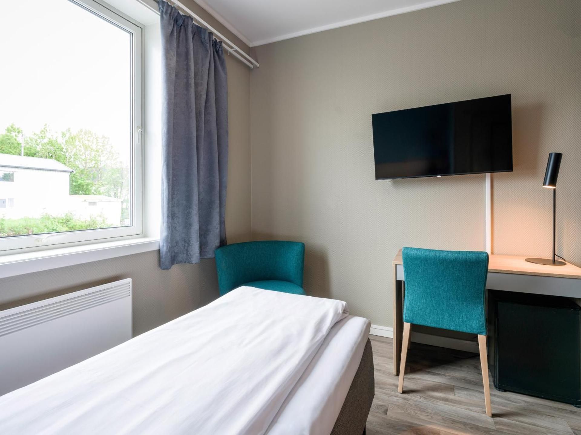Compact Single Room