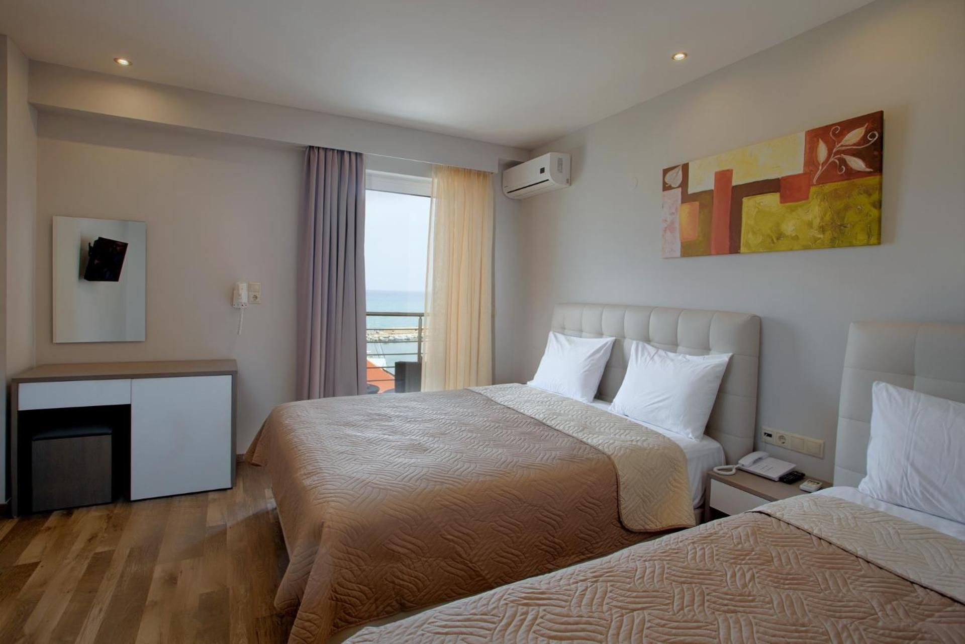 Deluxe Triple Room with Sea View