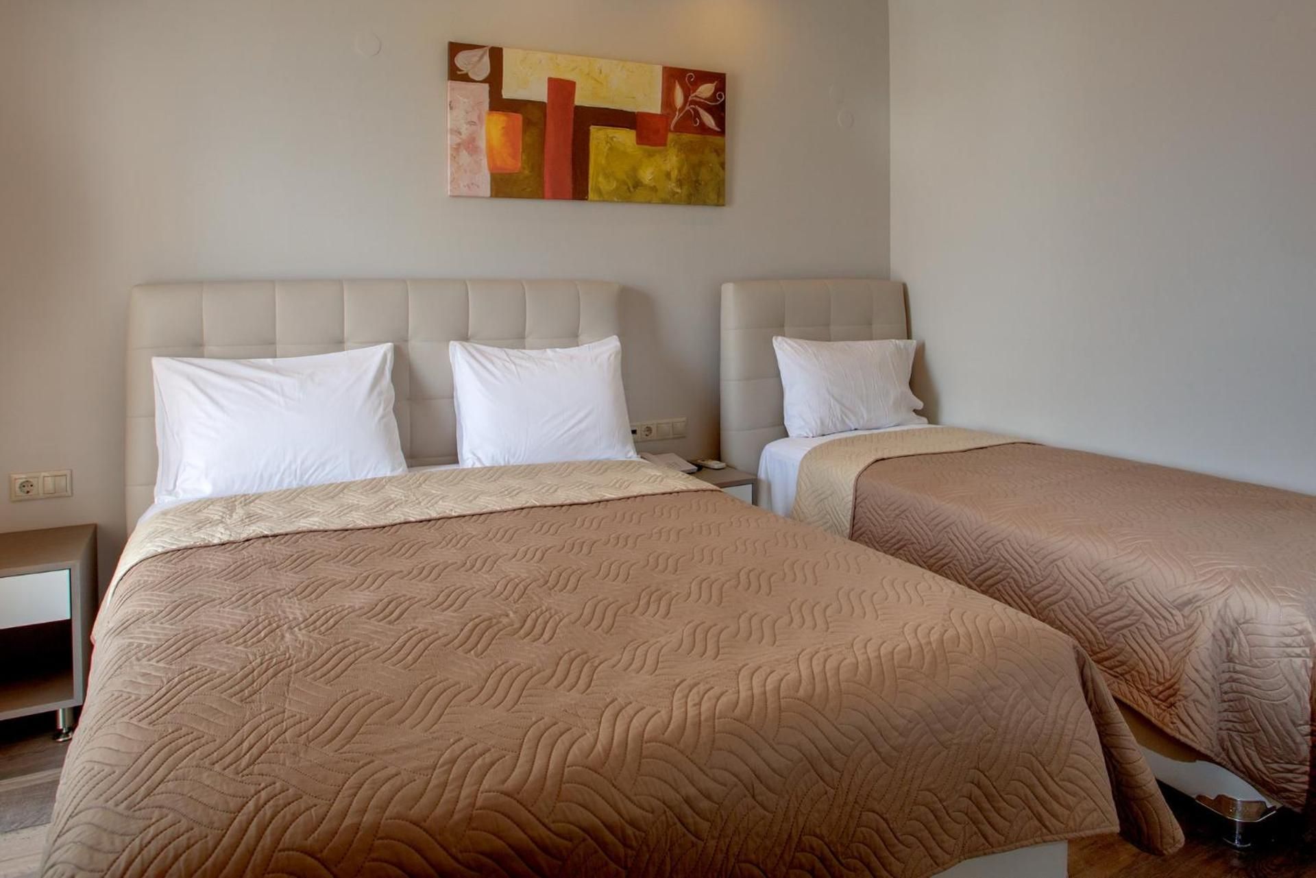 Deluxe Triple Room with Sea View