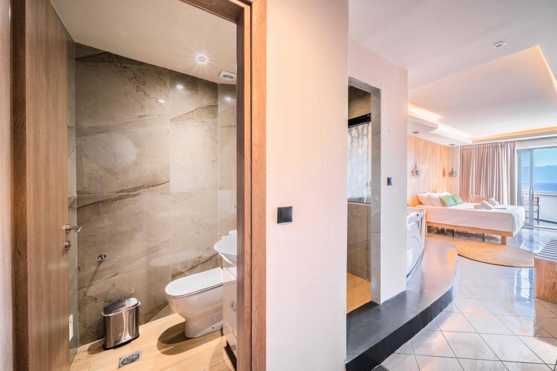 Suite with sea view and Jacuzzi