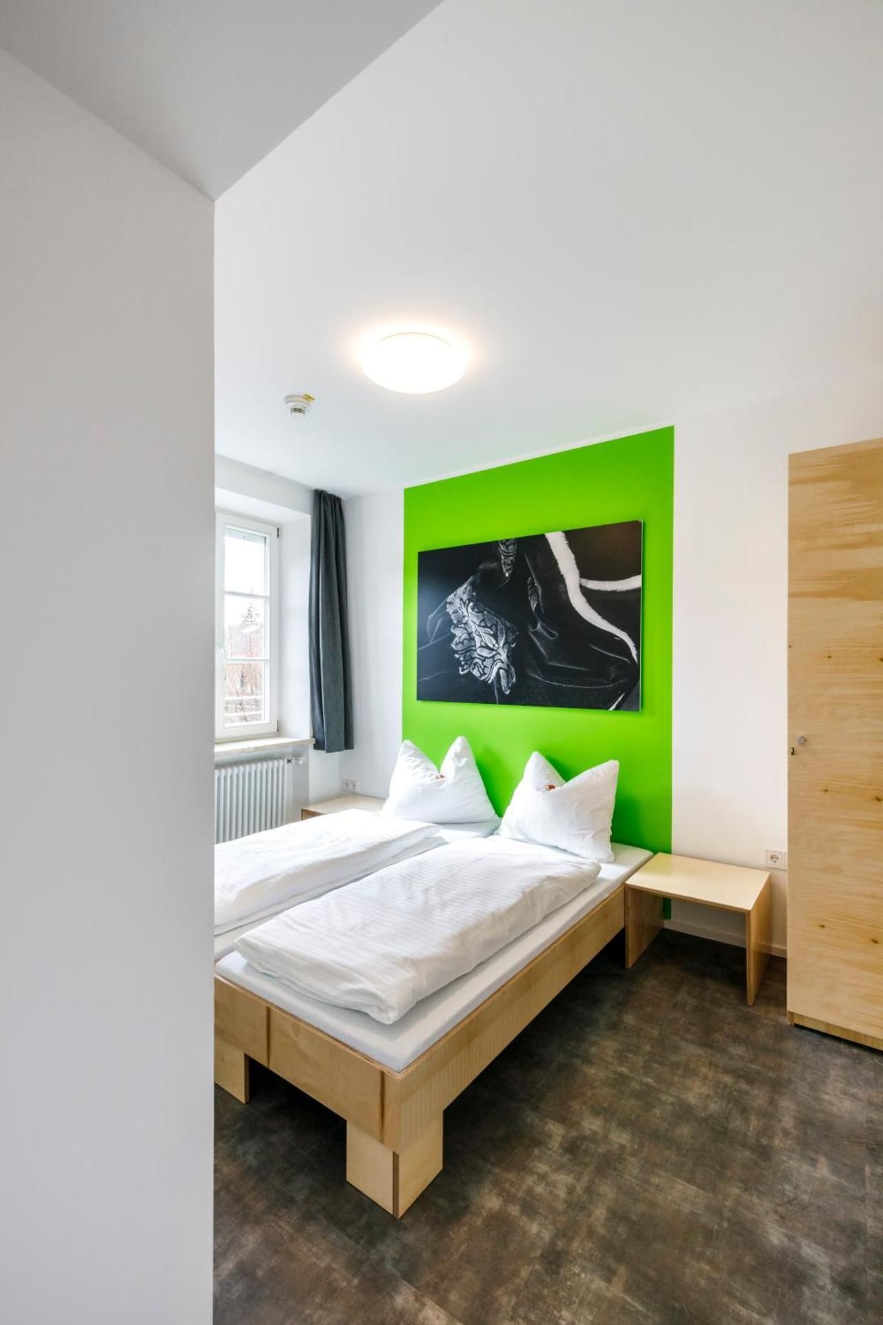 Twin Room, Private Bathroom
