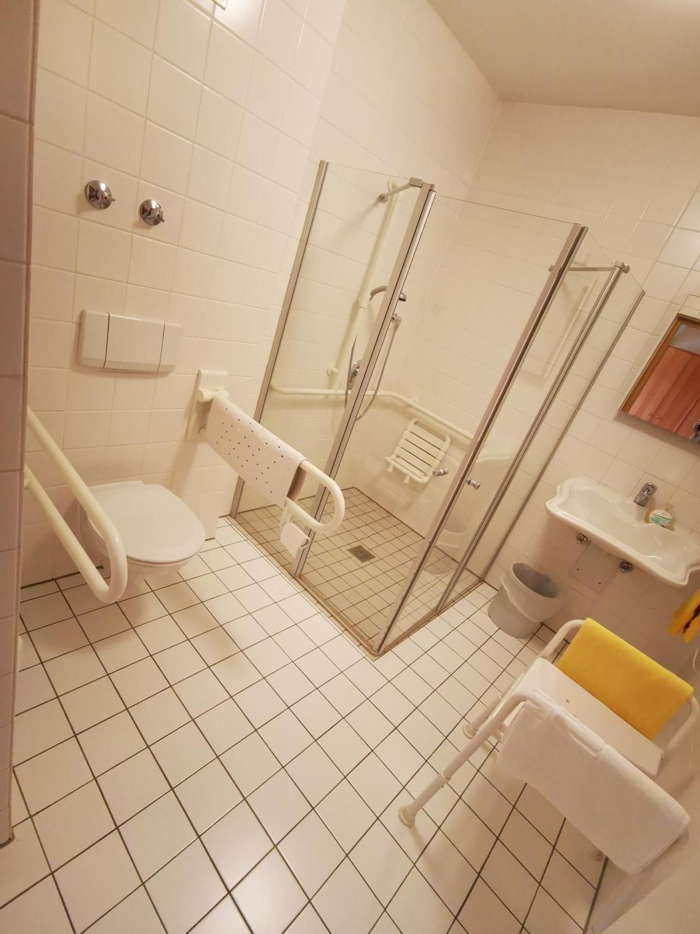Twin Room - Disability Access