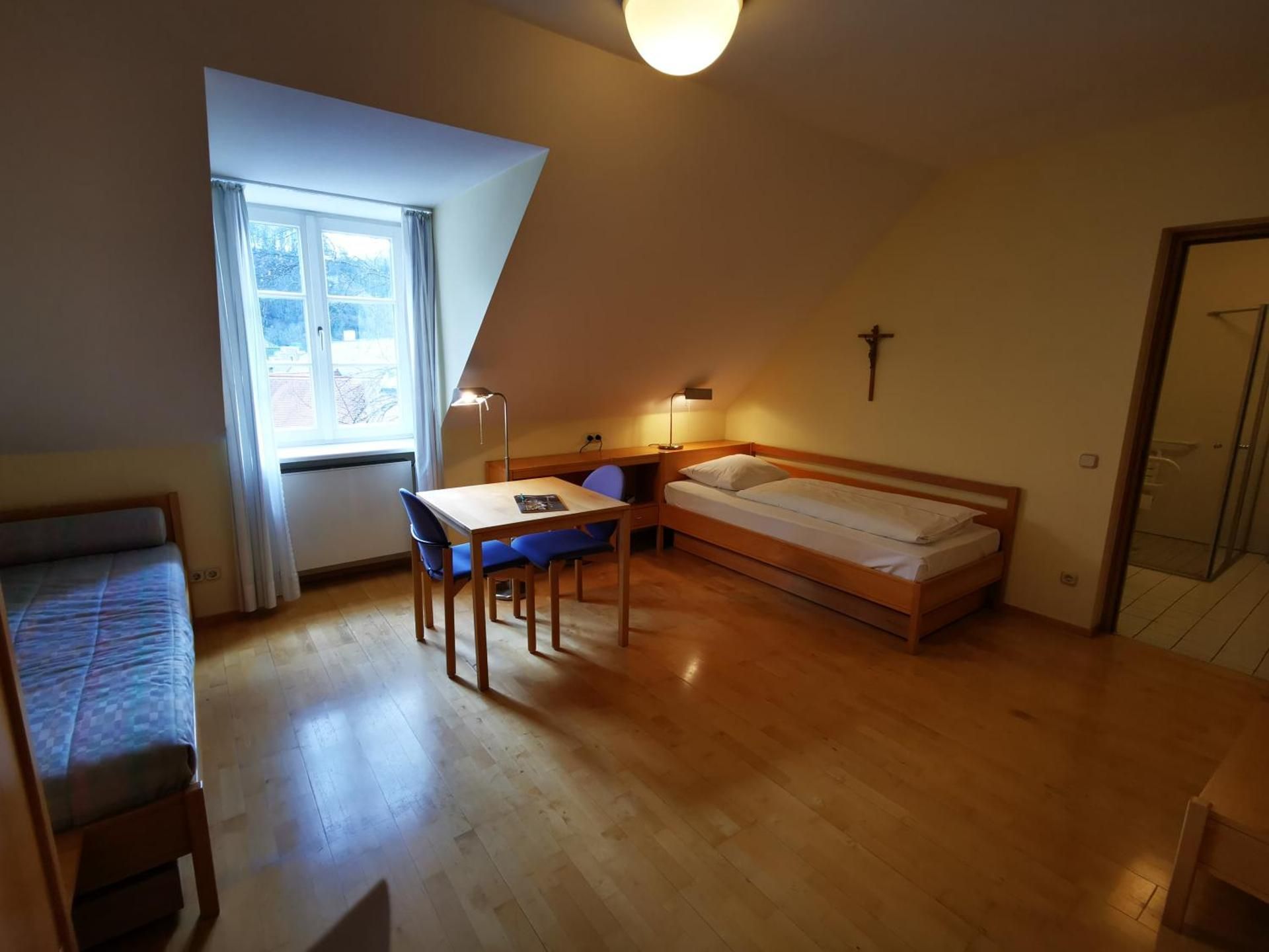 Twin Room - Disability Access