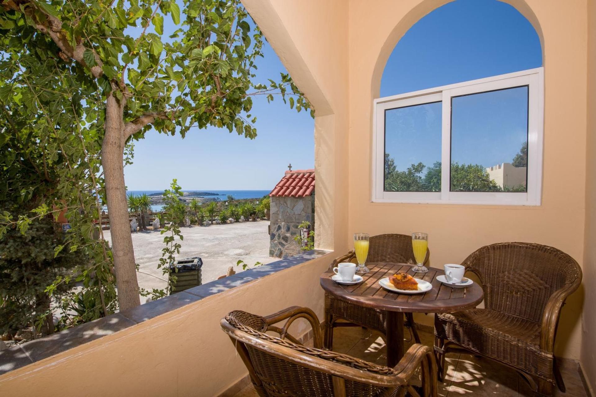 Family Room with Sea View