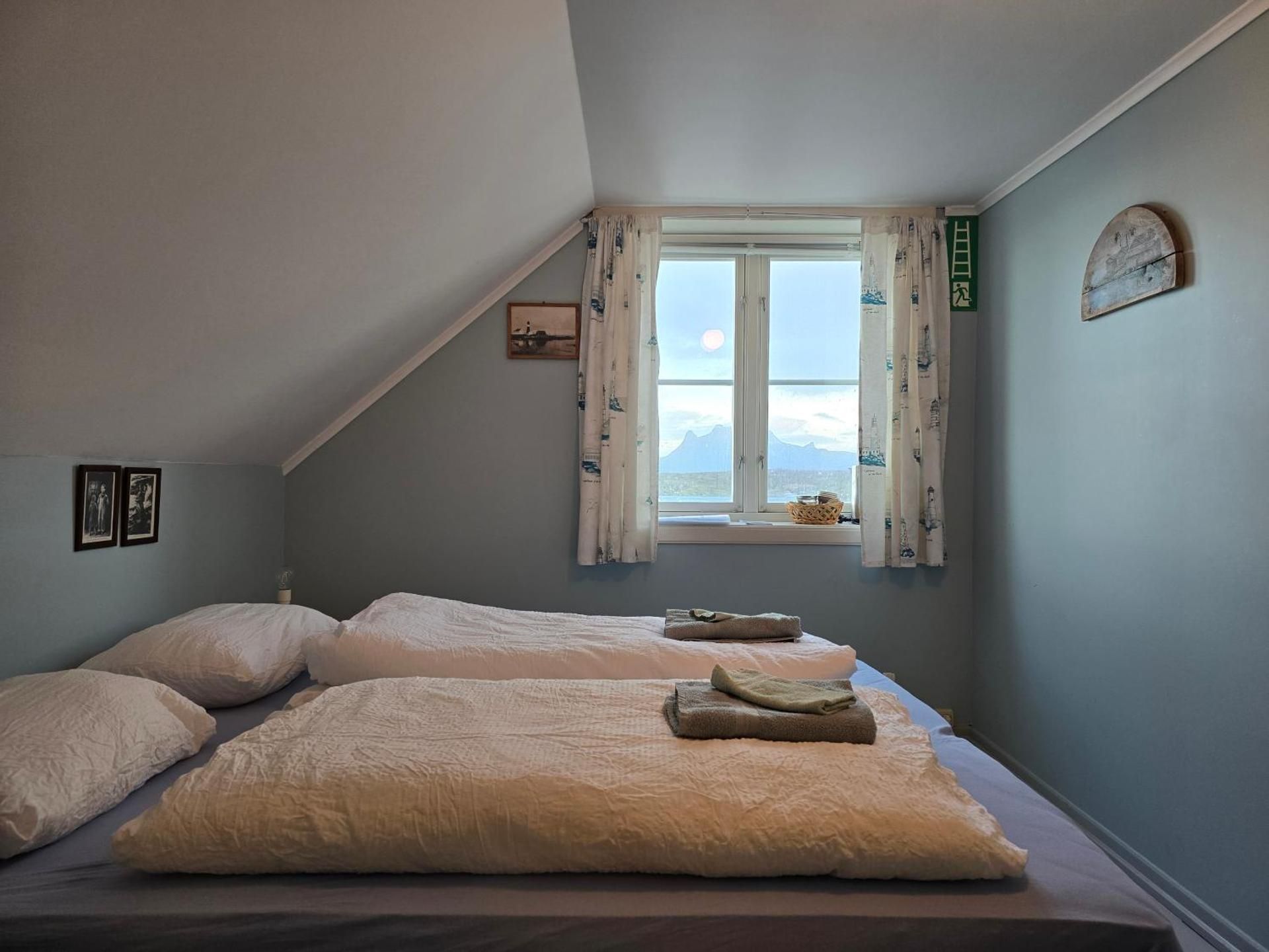 Double or Twin Room with Shared Bathroom