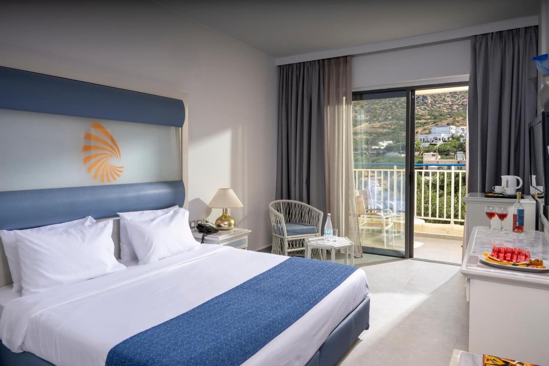 Superior Room with Garden View